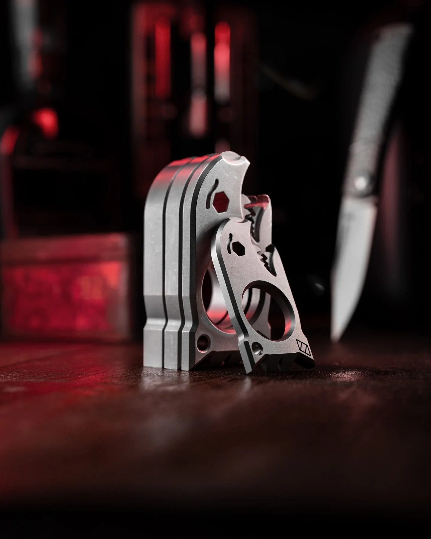 Blade Show Texas is just a few days out and it&rsquo;s starting to feel real now.

Looking forward to hanging out with Tom @notoriousedc and maybe adding a Beerbomb or two to the tiny collection. 

If you&rsquo;re going, come say hi. Always better pu