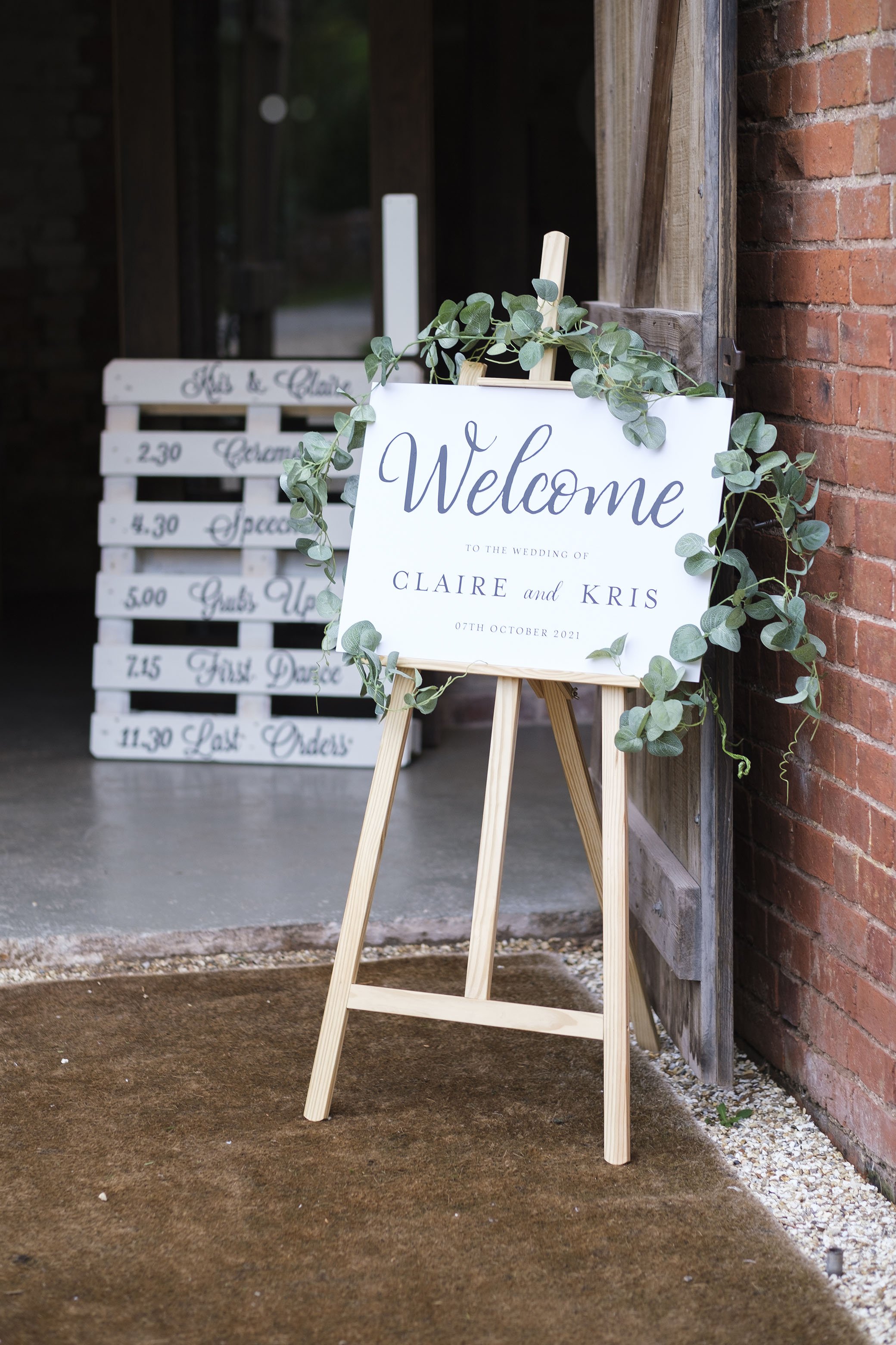 Haybarn Herefordshire wedding photography_03.JPG