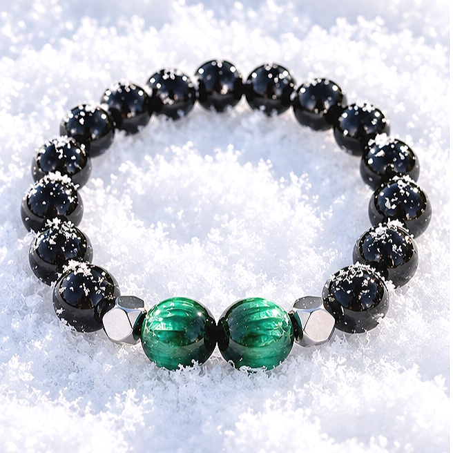 winter_bracelet_green_stones.png