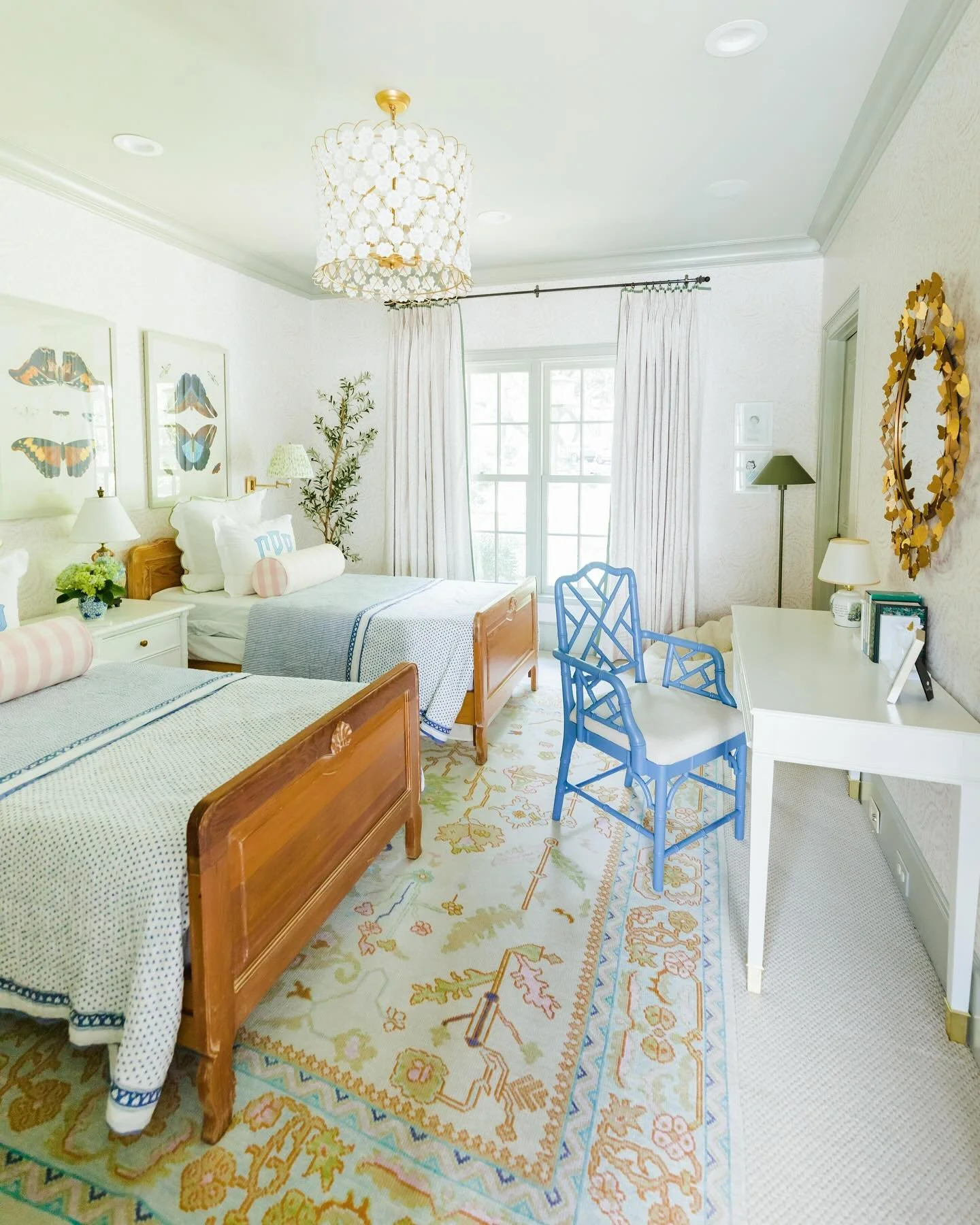 Still love this girls bedroom so much! 😍