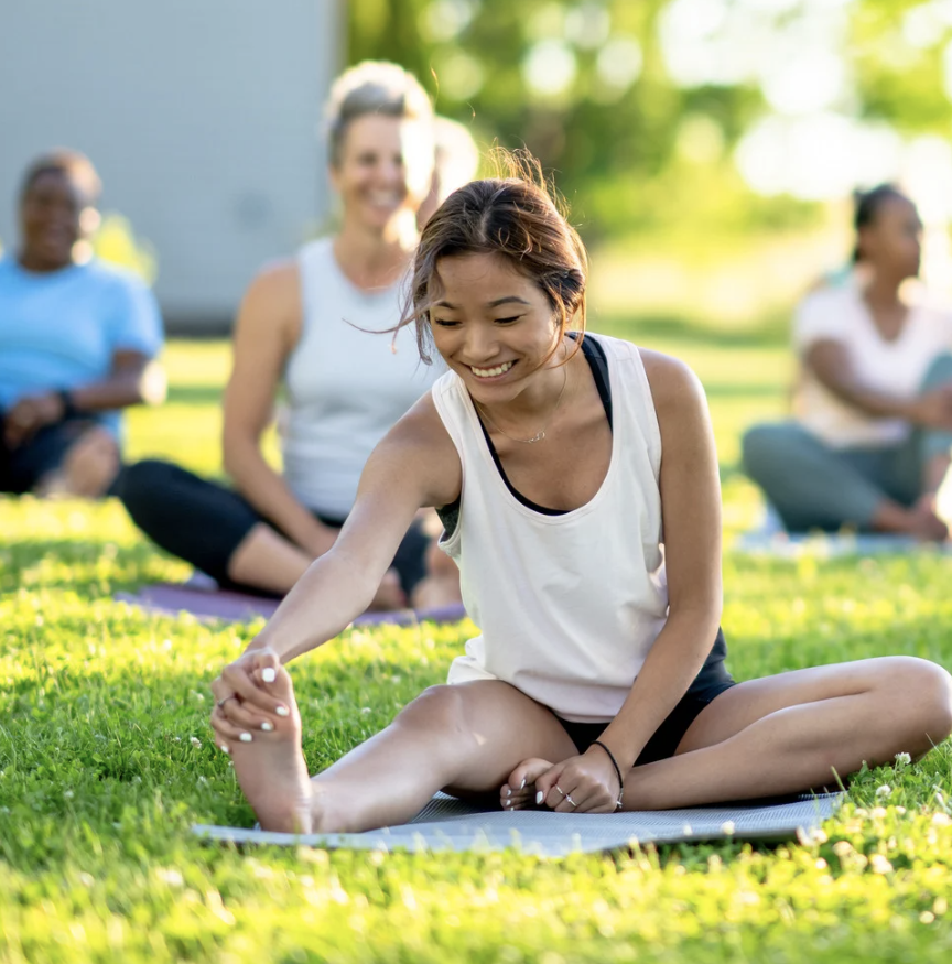 Ein Vormittag im Grünen - Yoga, Naturmeditation & Genuss bei Baumhoers Lippeauenblick