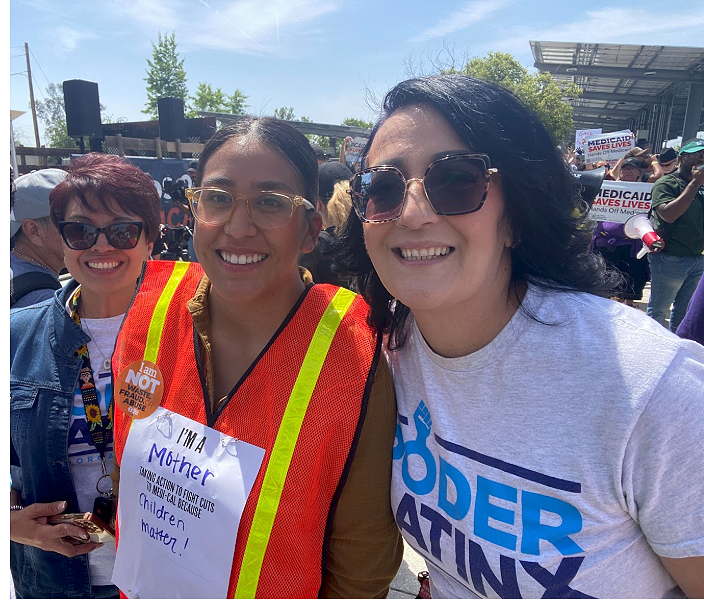 Have a cup of coffee with Poder Latinx