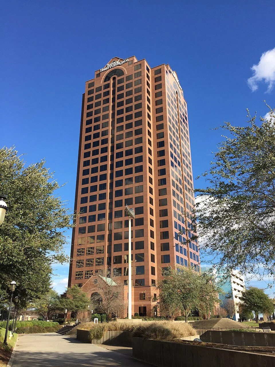 Dominion Tower Norfolk
