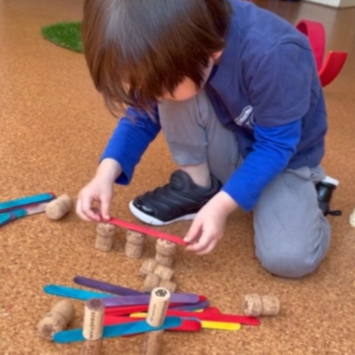Watch our friend use loose parts to make a bridge and tracks! 🚂 The concentration, fine motor skills and imagination all come into play! 

Respecting individual being, belonging and becoming.