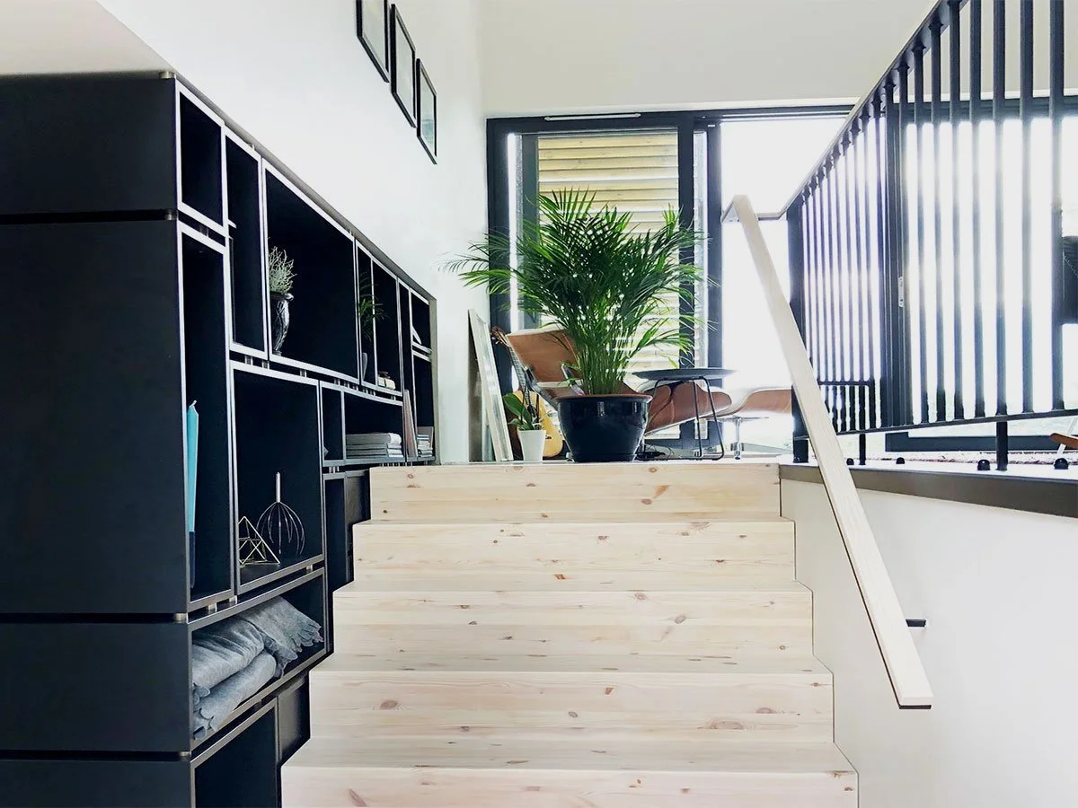 Loderup-Interior-stair-bookshelf.jpg