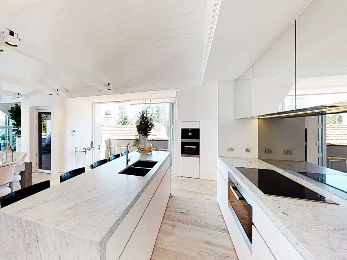 Manly-Penthouse-interior-kitchen.jpg