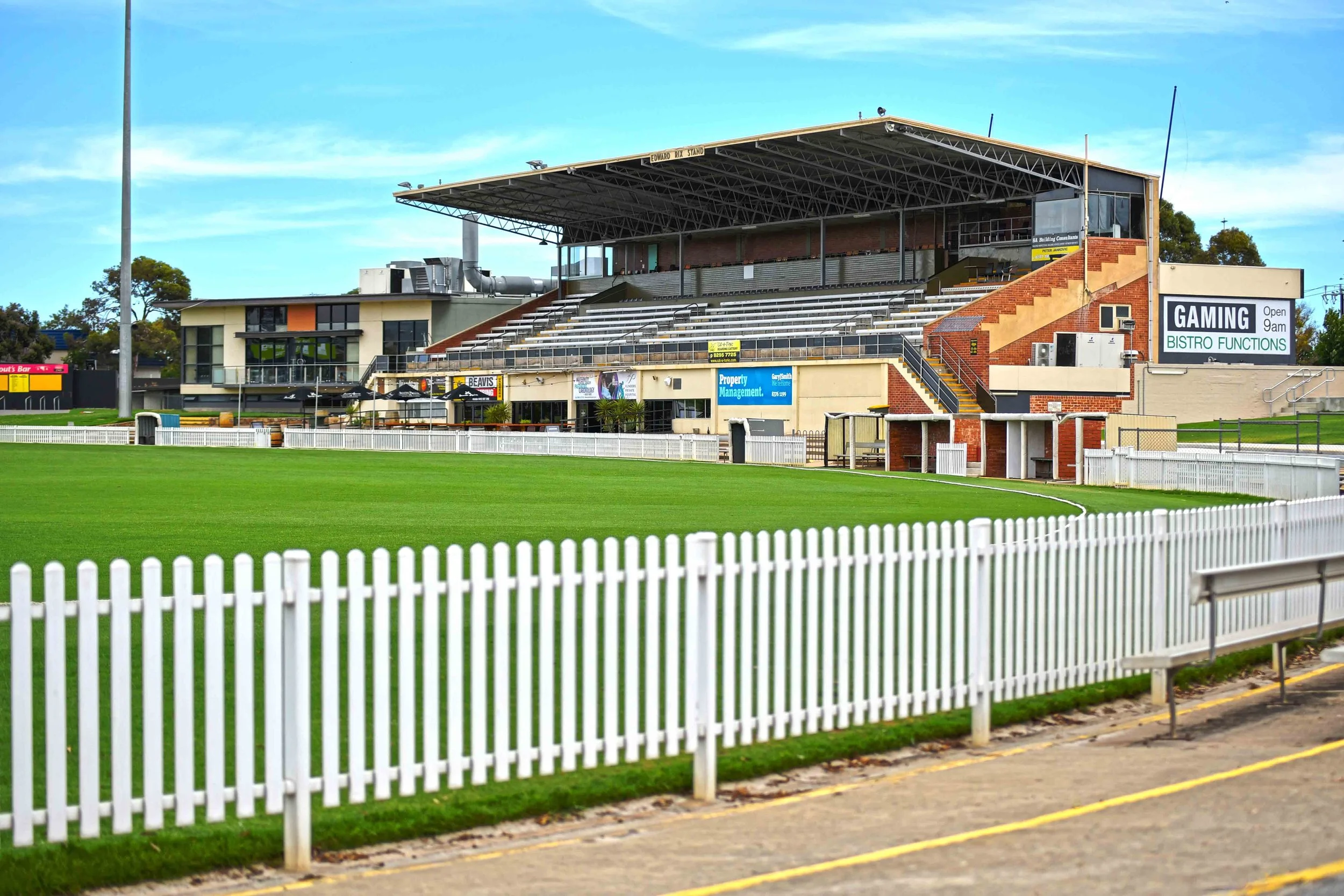 Glenelg_Oval_7.jpg