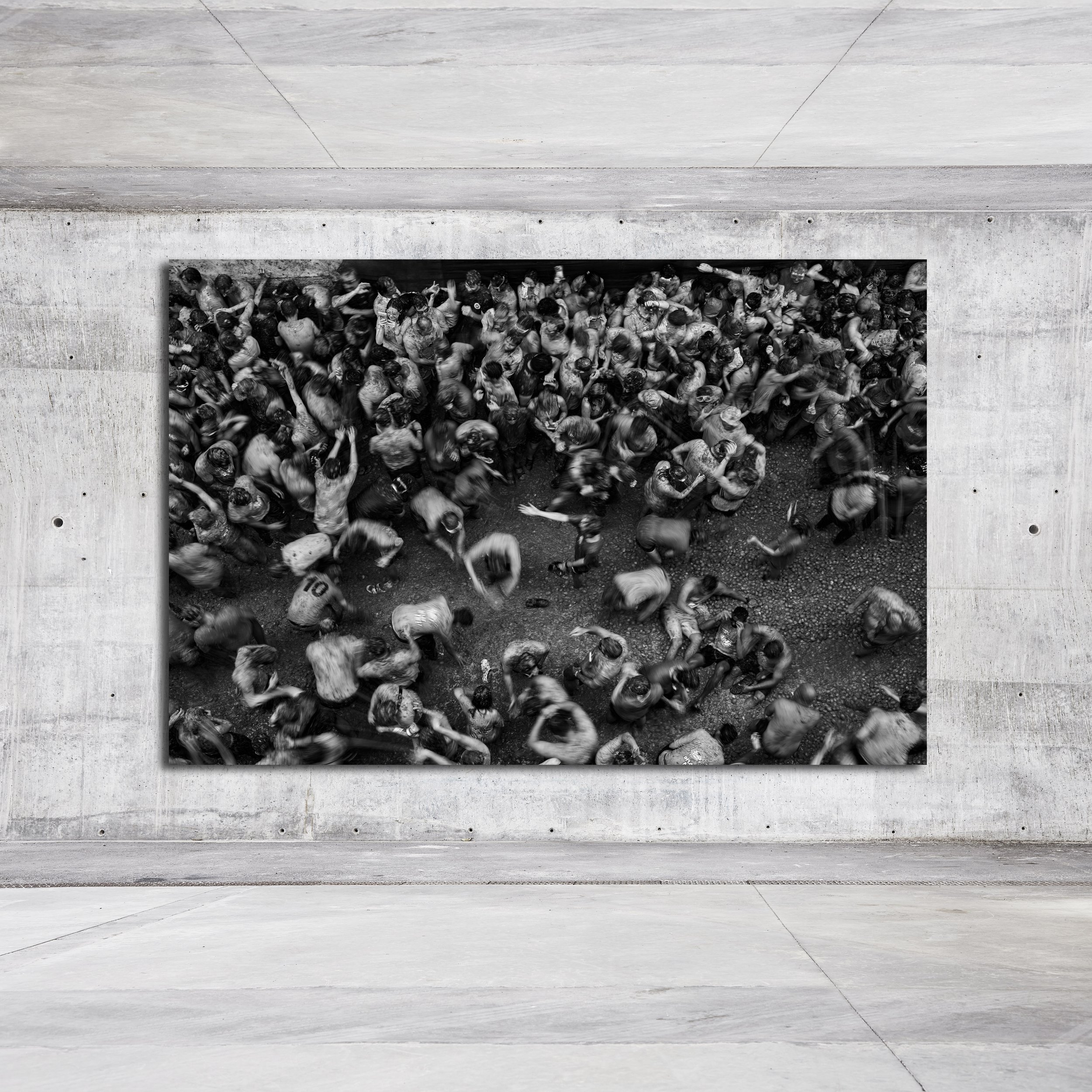 GALLERY Tomatina B&W 3.jpg