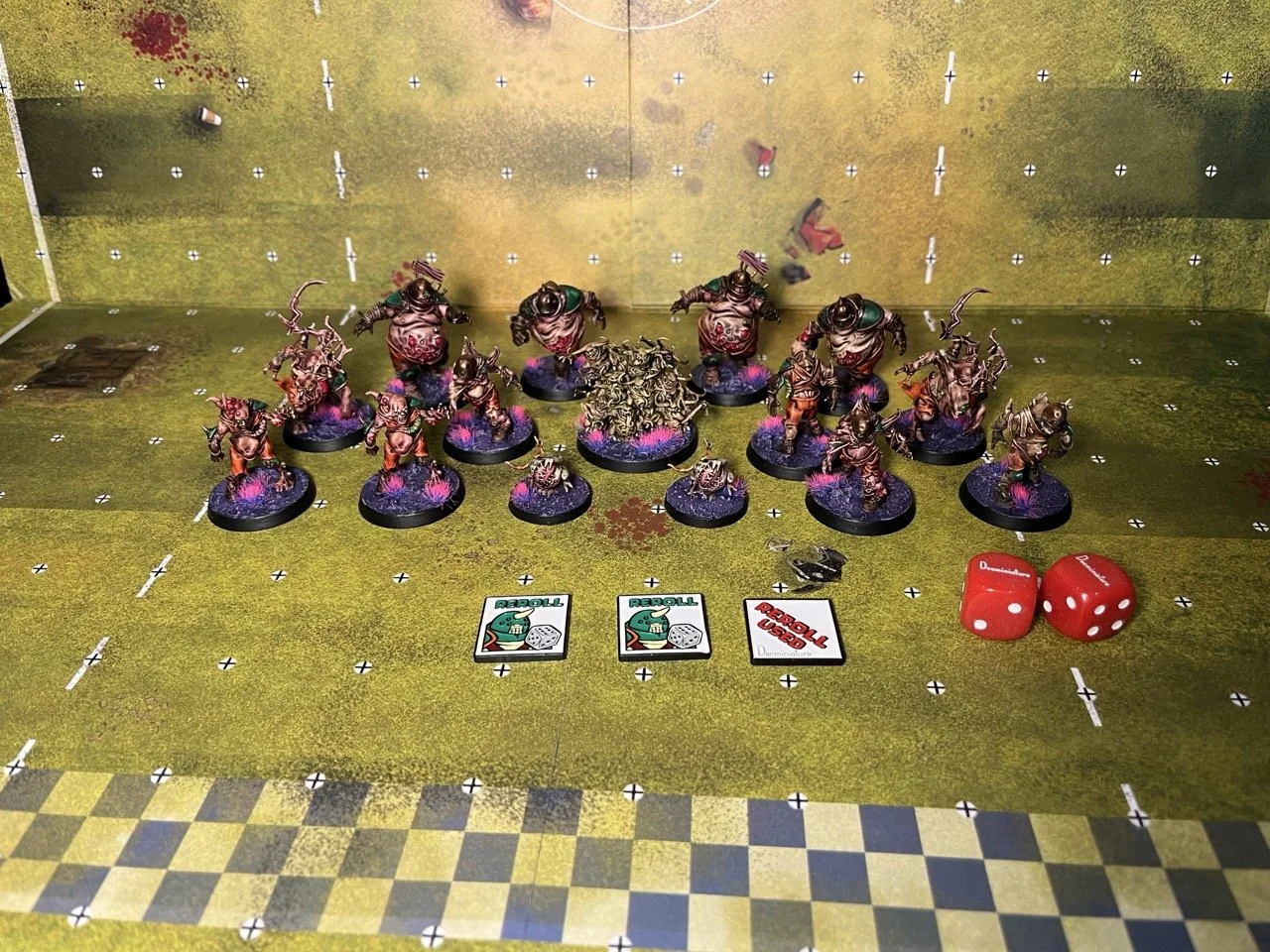 Painted Nurgle Blood Bowl team