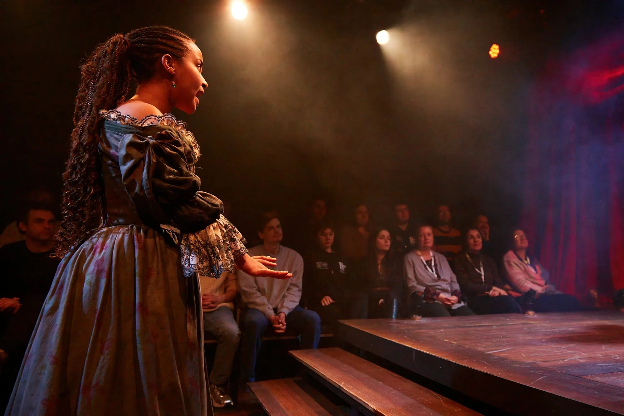 Playhouse Creatures_011_w.jpg