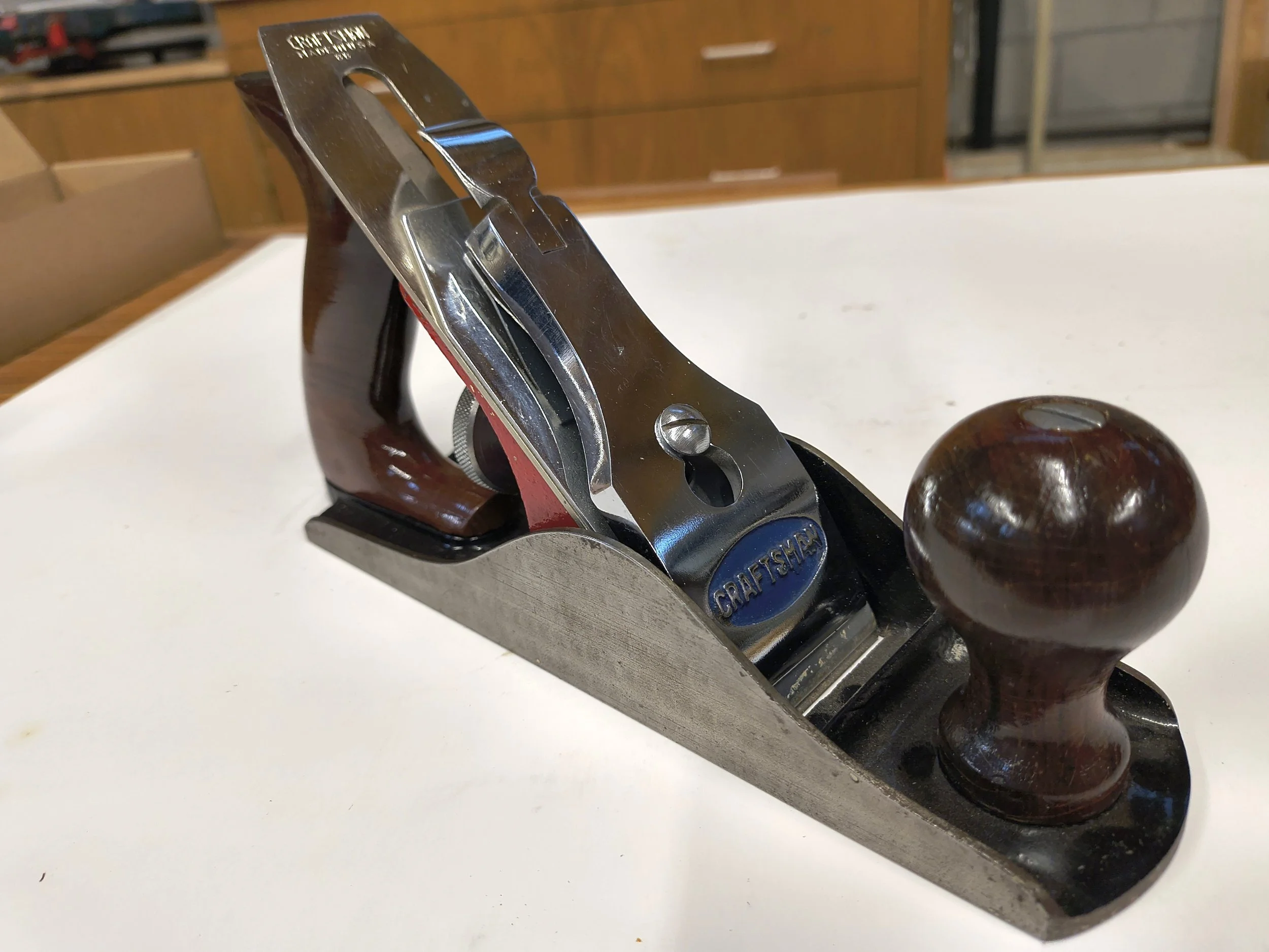 Later version of the No. 3 with chassed cheeks and chromed lever cap, iron, and chip breaker