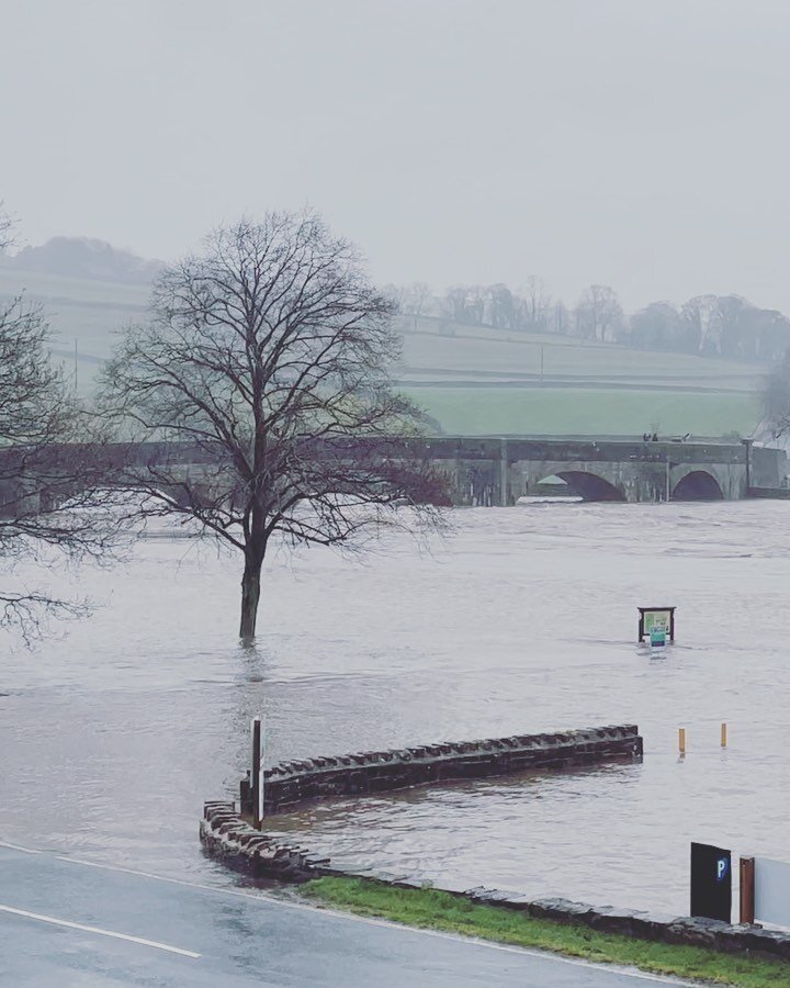 So today has been fun! Luckily the river has now started to drop without reaching our front door but it was a bit touch and go.

On a positive note I think we now have lake view rooms 🤣

Thanks to everyone who mucked in to prevent any damage through