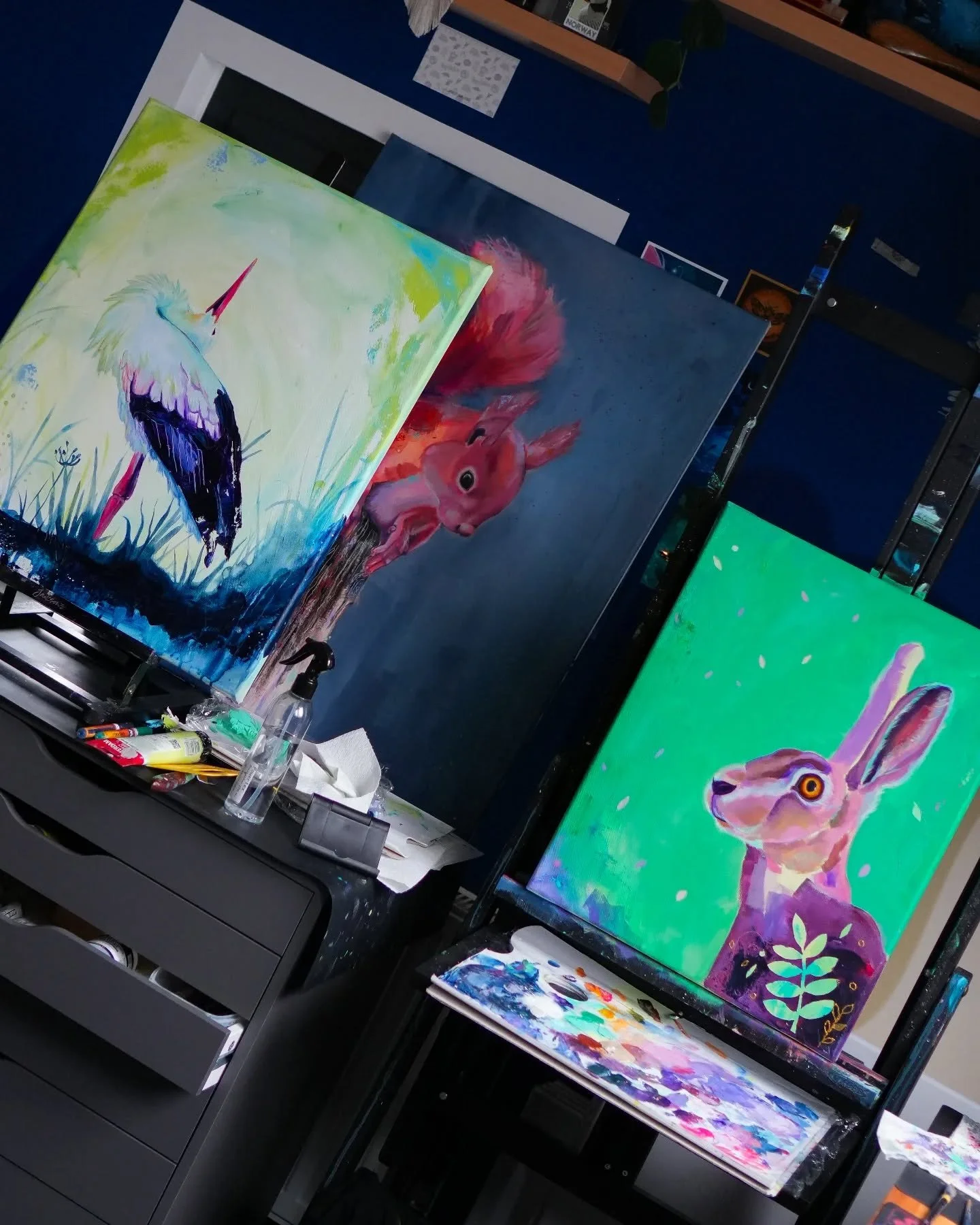 Viel los auf kleinem Raum ❤️ alle 3 Bilder noch nicht ganz fertig~

Leider habe ich zu keinem der Bilder was gefilmt. Ich vergesse es auch einfach immer 😬

#eichh&ouml;rnchen #feldhase #storch #acrylmalerei #tiermalerei