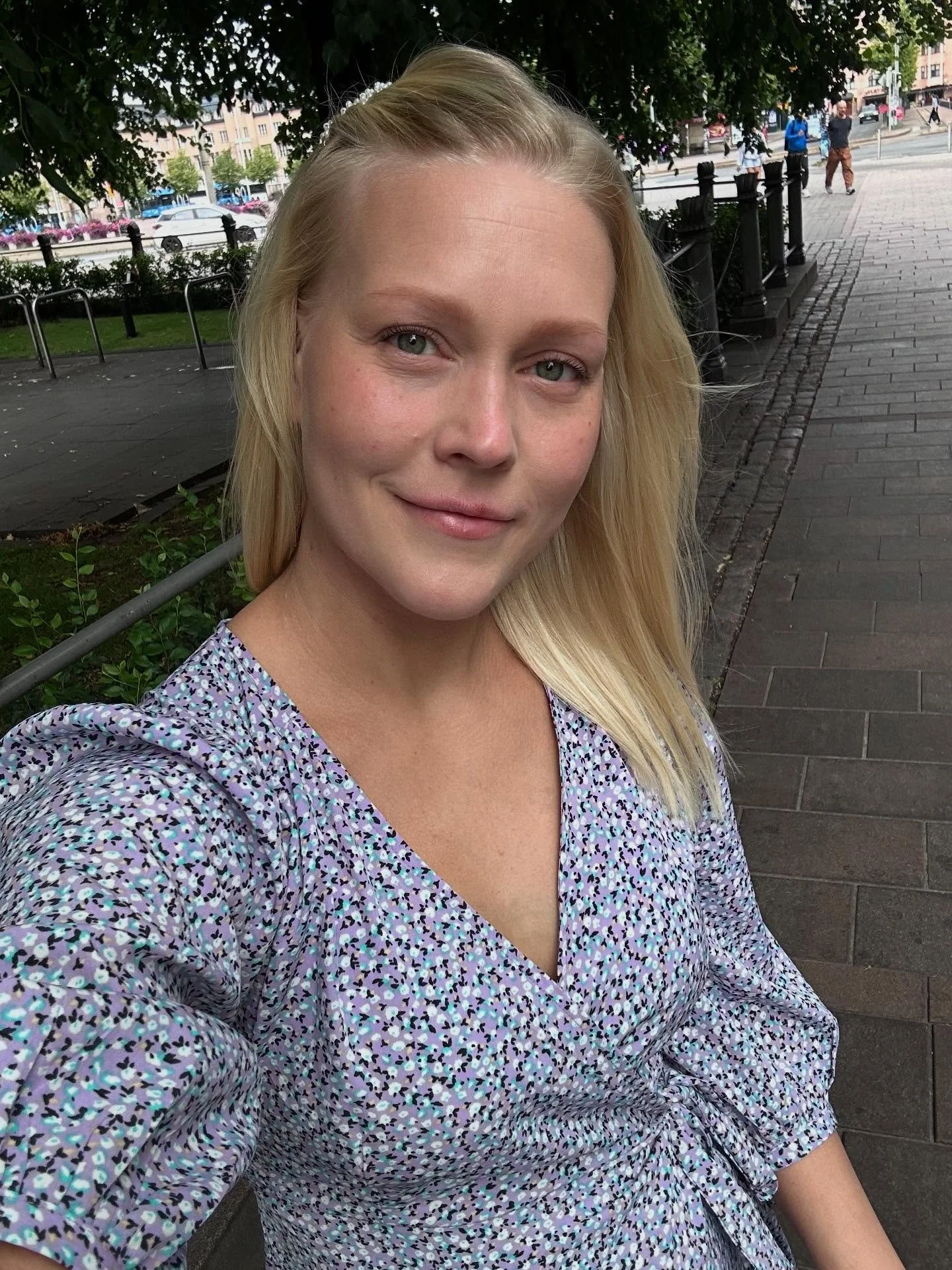 Olipa t&auml;n&auml;&auml;n ihanaa l&auml;hte&auml; viett&auml;&auml;n p&auml;iv&auml;&auml; Helsinkiin, kun tuntui ett&auml; n&auml;yt&auml;n oikeesti silt&auml; Hanna-Kaisalta kuka oon! 😍🙌🏻 

Jospa nyt oltais jo siin&auml; vaiheessa t&auml;t&aum