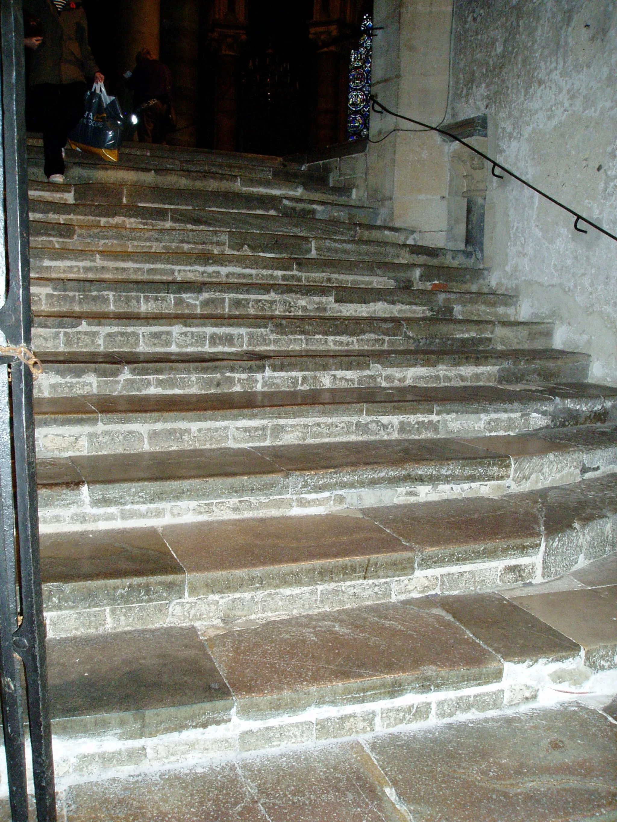 27. The pilgrim's steps.JPG