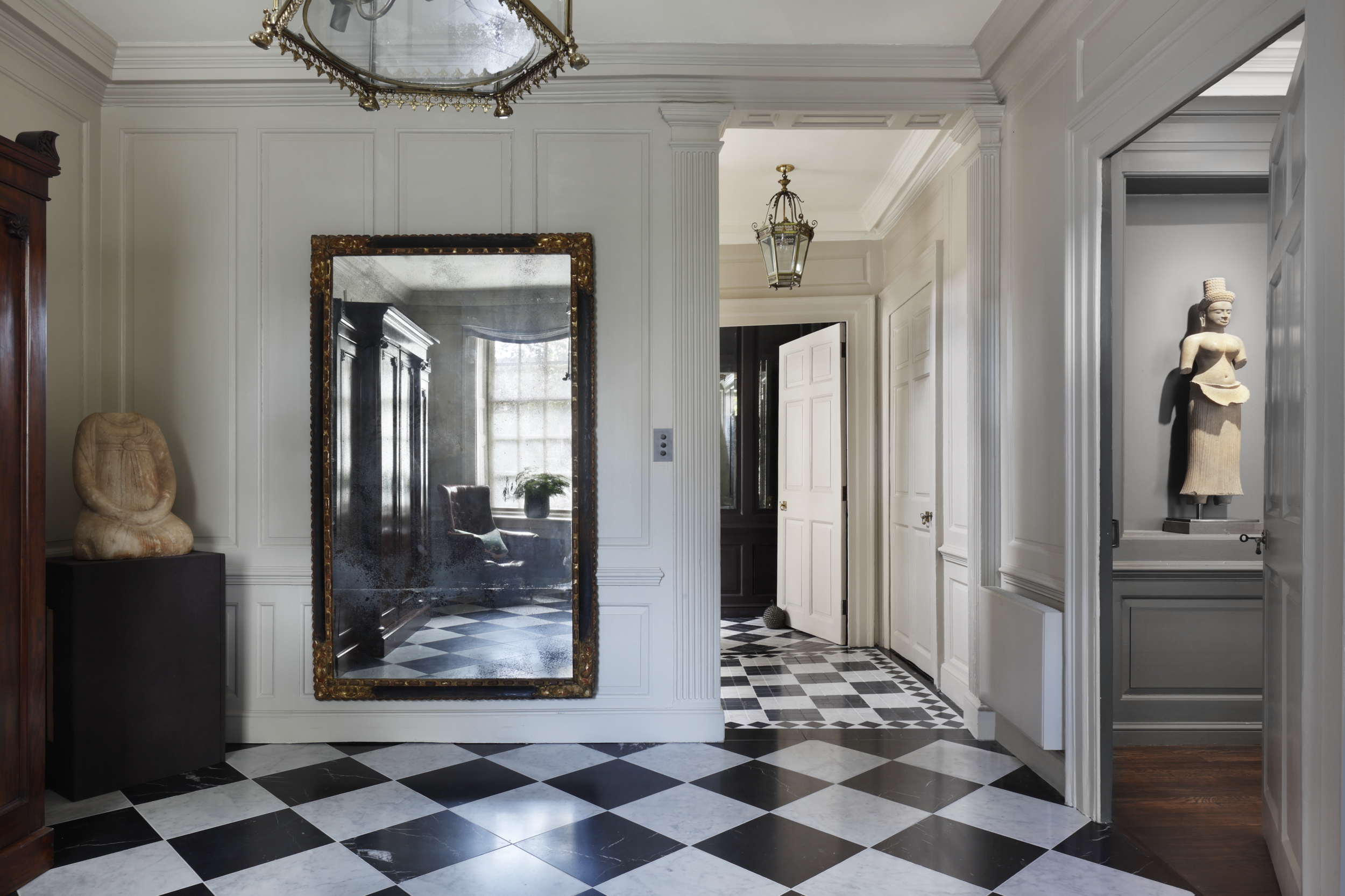 AJ_800_037-copy copy.png