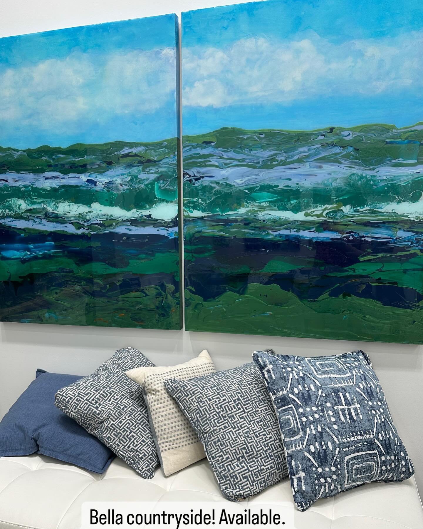 Bella Countryside was inspired by my trips to Italy and the hills of Campania. It’s in shades of blue and green with touches of lilac and some pops of orange. I have decided to make it available as single, a diptych or triptych. Doesn’t i