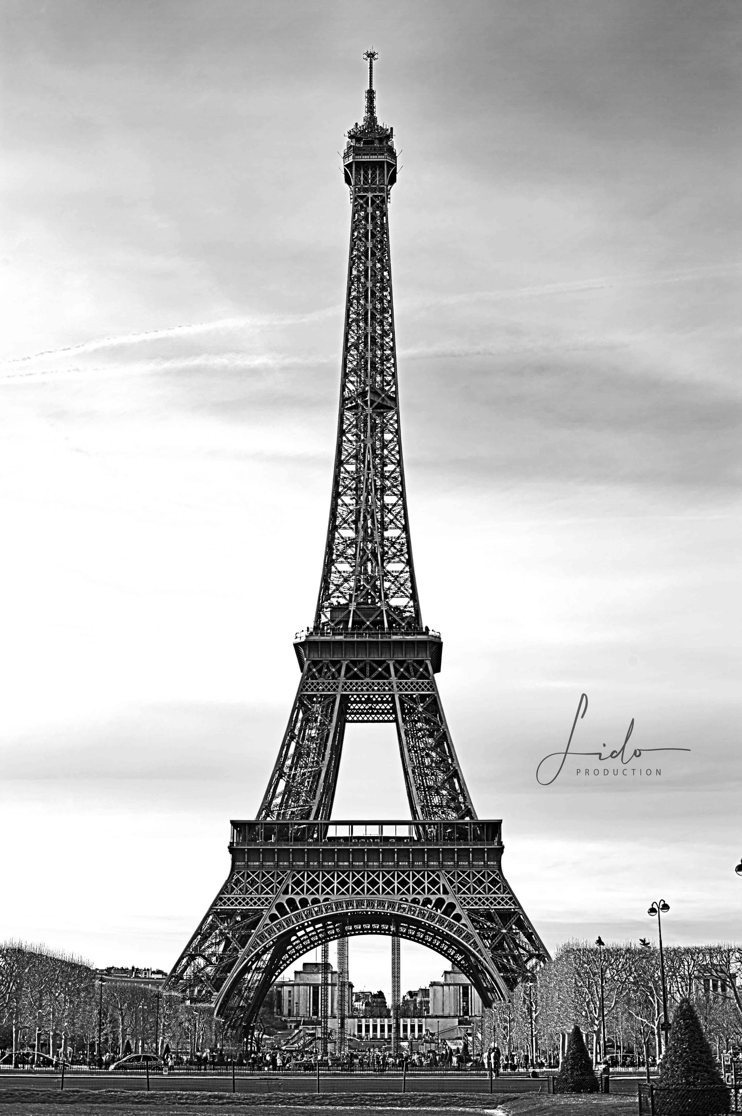 EiffelTower_HDR2b&w copy-3.jpg