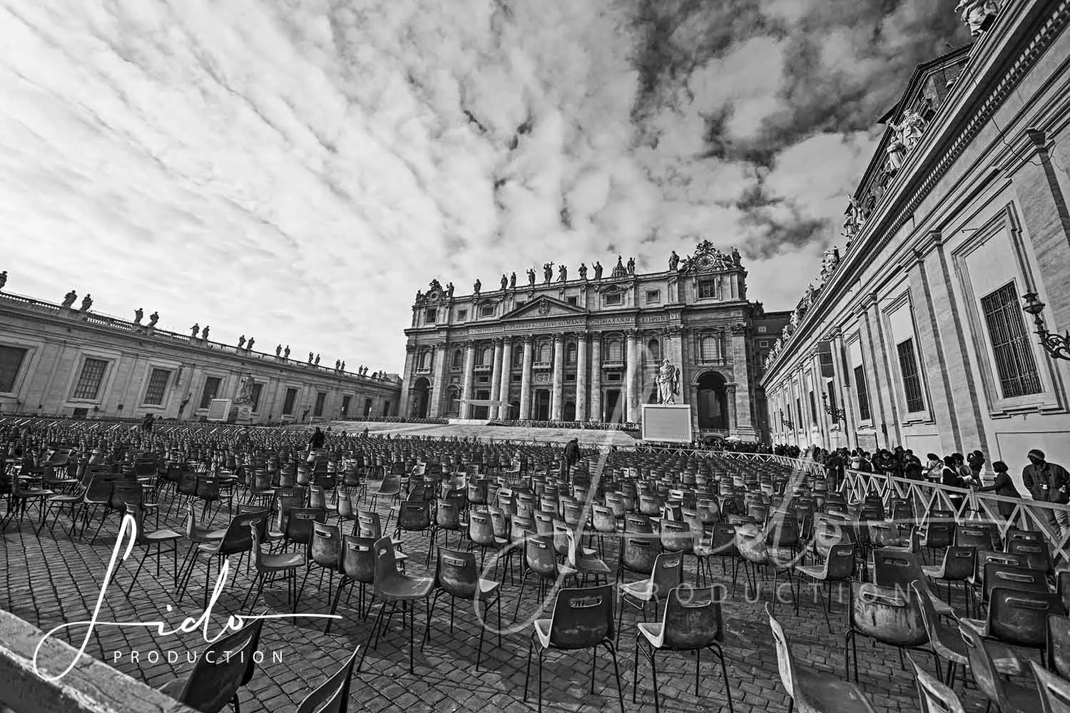 IMG_6166b&w_1 copy2_1.jpg