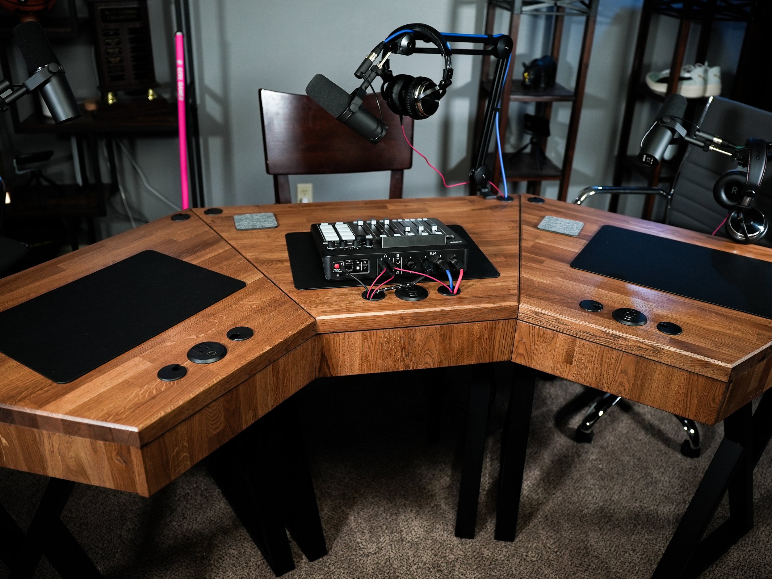 Bronze Oak Modular Podcast Table Podcast Tables Shop bronze-oak-modular-podcast-table-podcast-tables-shop