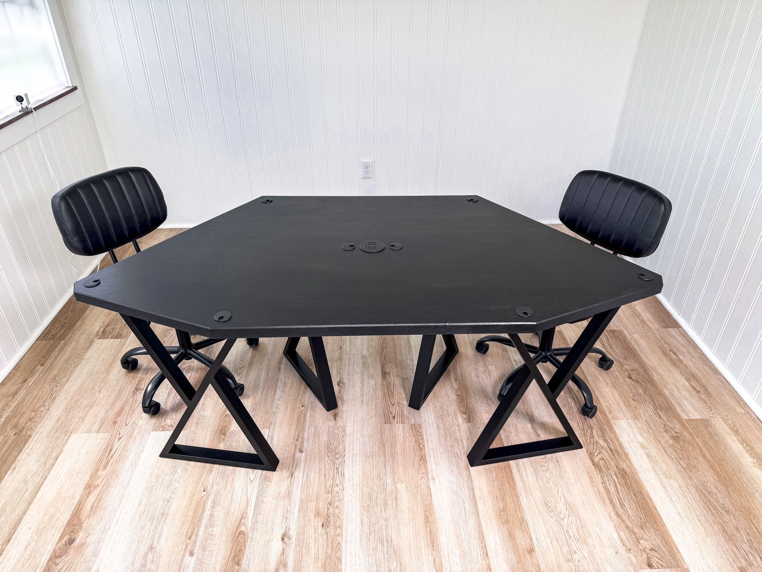 4 Person Flex Midnight Black Podcast Table-4.jpg