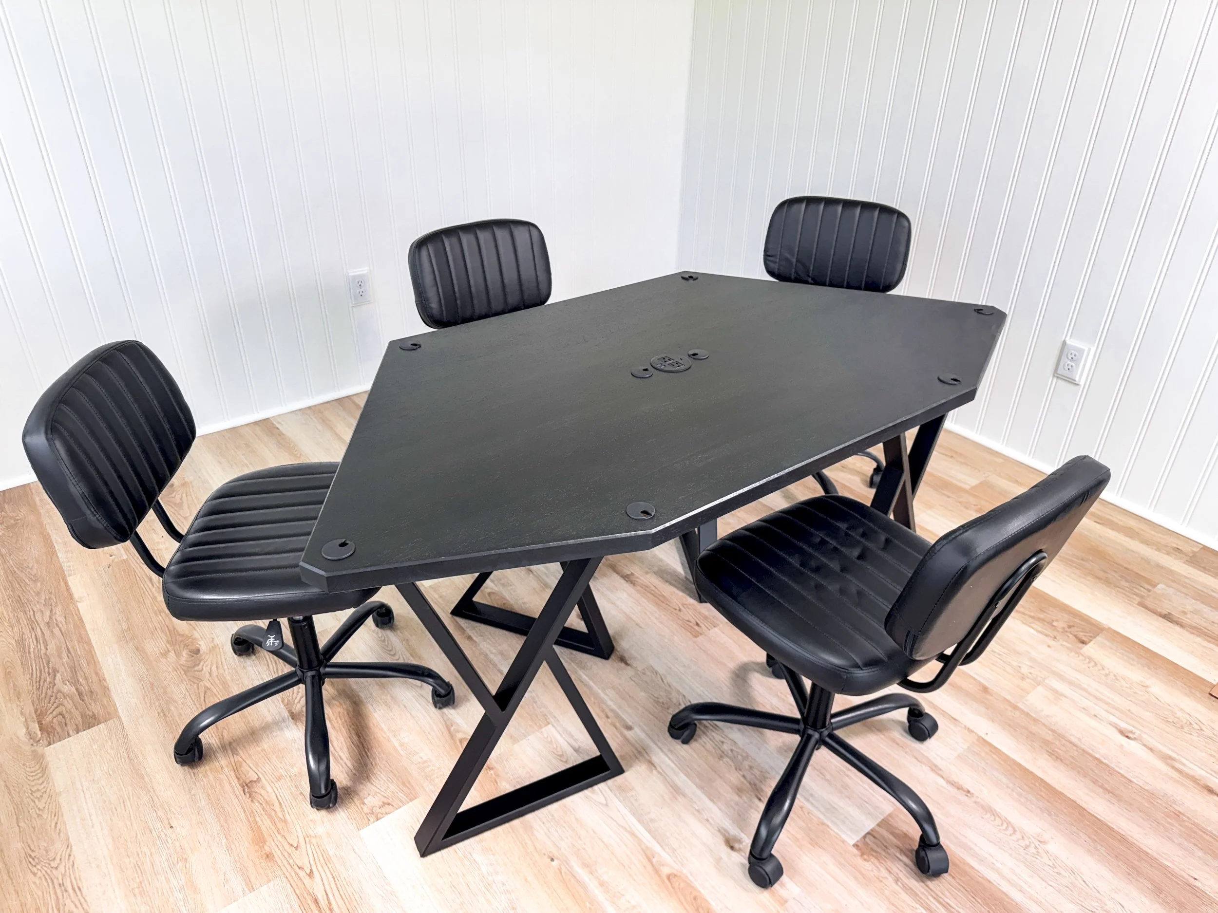 4 Person Flex Midnight Black Podcast Table-8.jpg