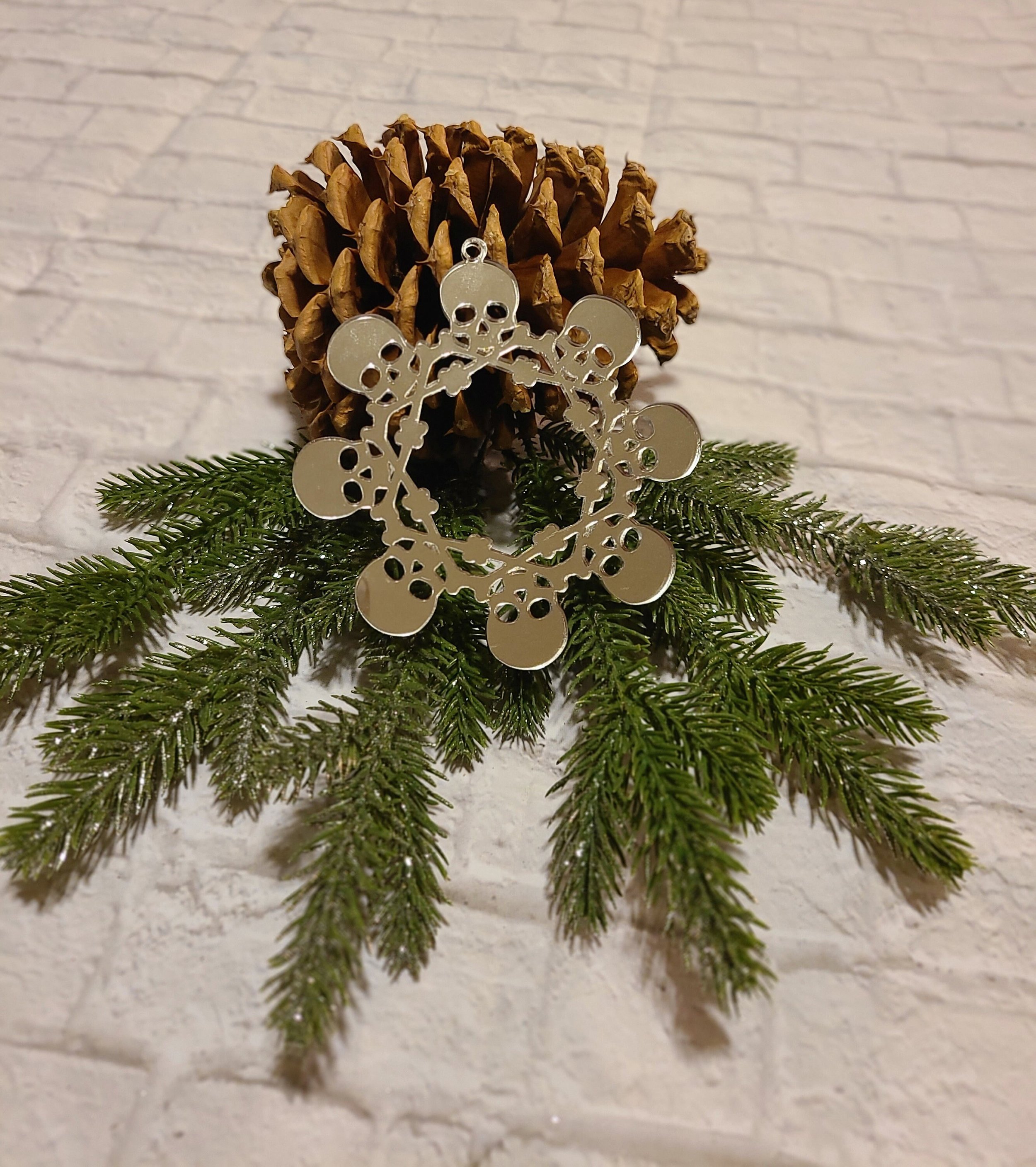 https://i.etsystatic.com/23329516/r/il/fdecb5/3489495254/il_fullxfull.3489495254_gnat.jpg