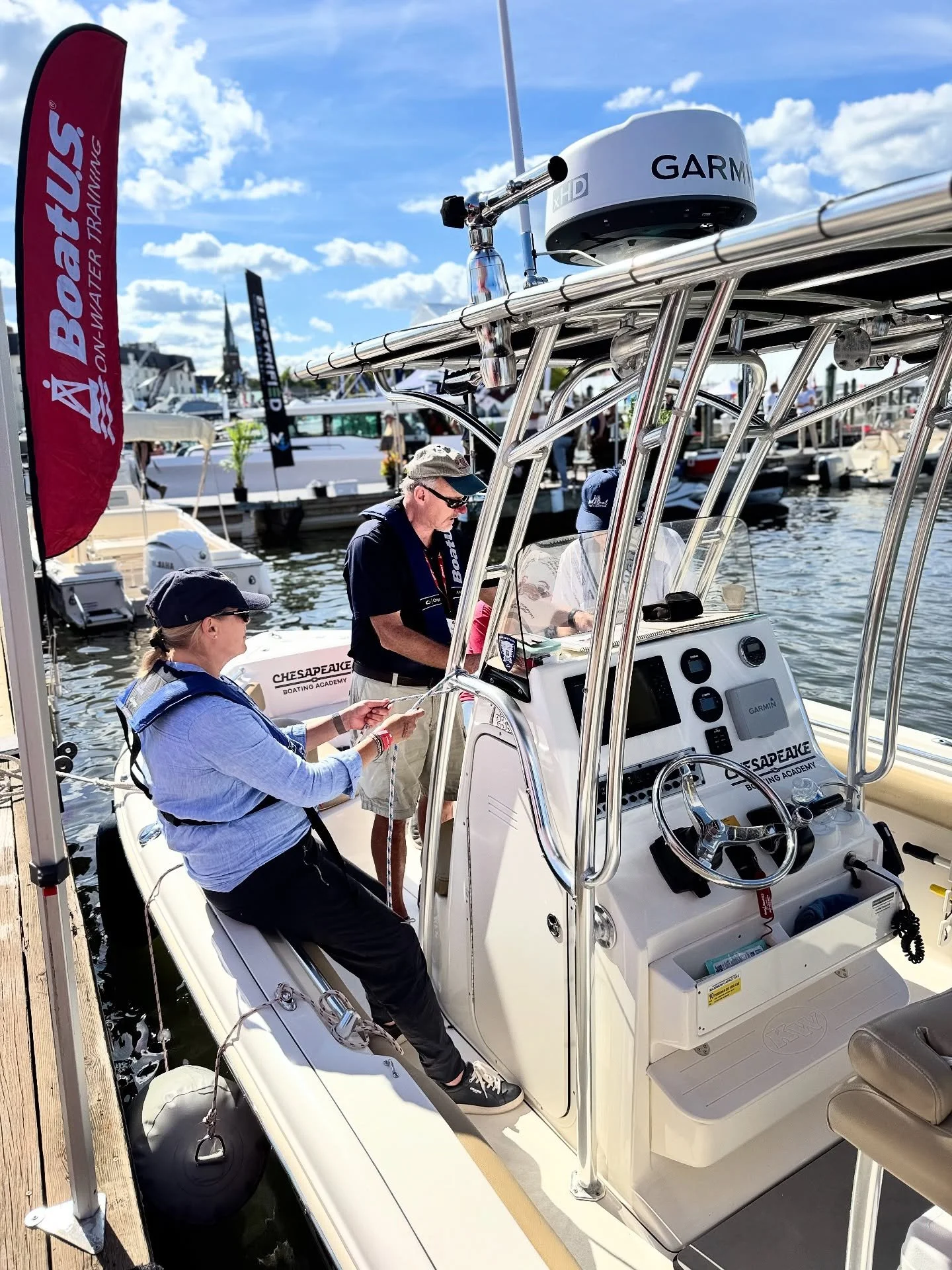 Find us at the Annapolis Powerboat Show on K Dock- we&rsquo;re running on-the-water training courses and swooning over all of the great boats at the show. Stop by, we&rsquo;ll be there through Sunday evening. 🛥️ 

#boatshow #annapolis #boating #ches