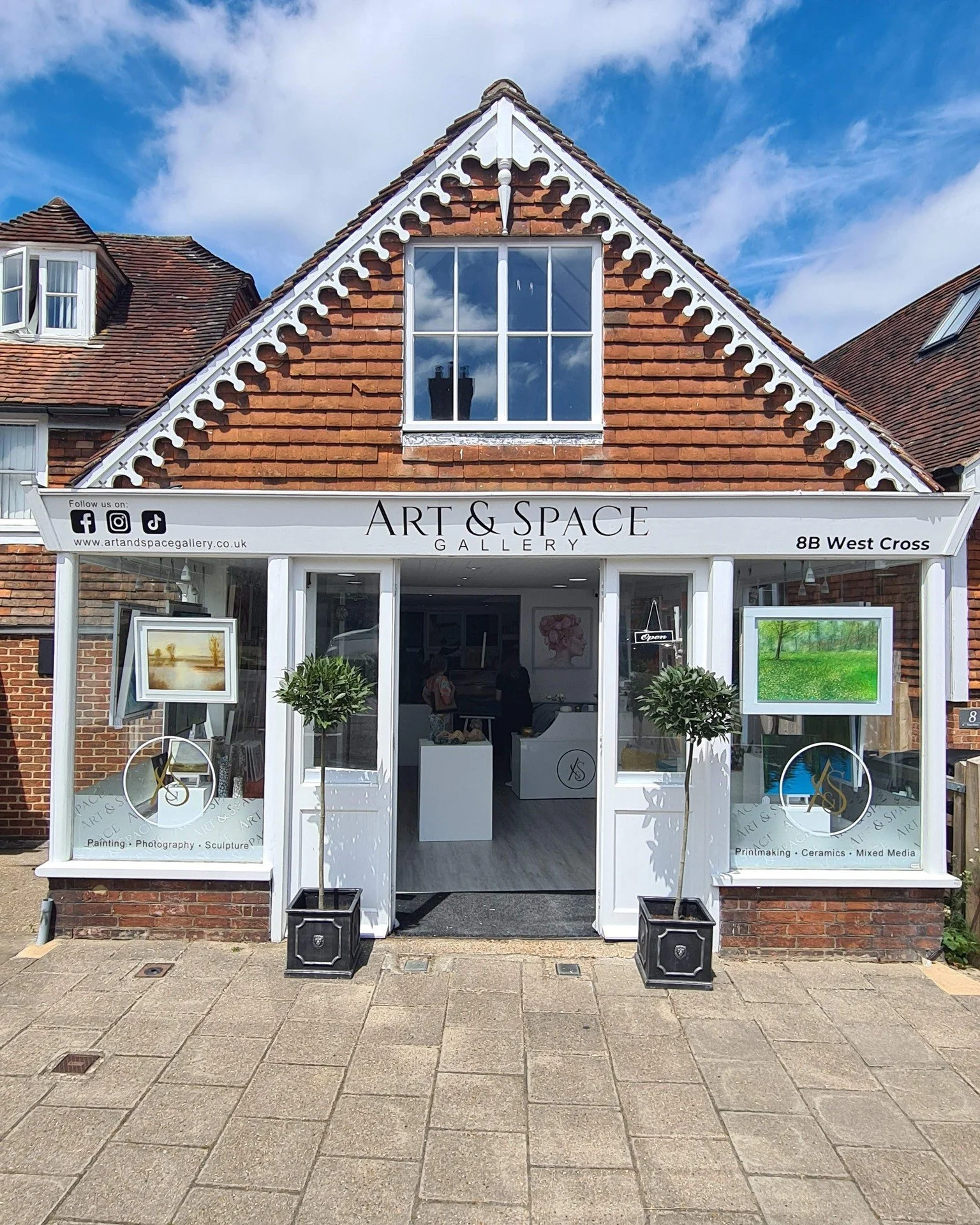 Thanks so much Art &amp; Space Gallery in Kent for adding me to their roster. It has been lovely to meet and get to know the owner, Izabela, who is not only a talented artist herself, but also has a special gift for writing.  After a studio visit, sh