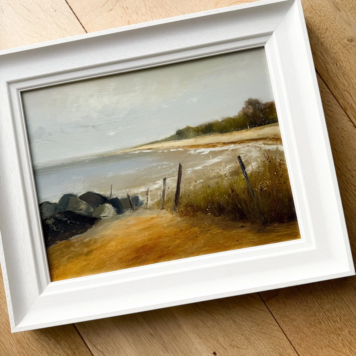 Ile de Re Beach
11 x 14 inches
oil on panel

This is the one where I preferred the underpainting and the finished version got a bit fussy, but I'm calling it a day and will start afresh...I'm enjoying the colour palette though..

#beachpainting #beac