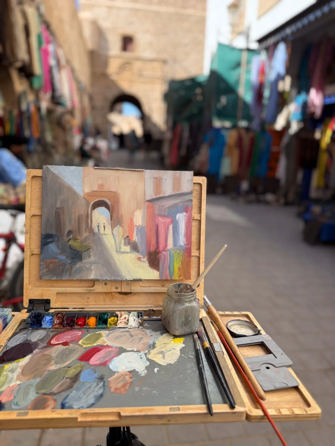 HeidiLaughtonArt-painting-in-morocco-8.jpg