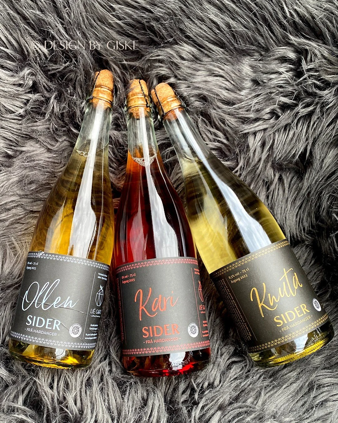 Smaksrik sider fr&aring; Hardanger 🍎🥂
I desse dagar er det litt ekstra fokus p&aring; sider, d&aring; Norsk Siderfestival vert arrangert i samband med Matfestivalen i Bergen! 

Identitet, etikettar, emballasje og ei merkevare som passar produsenten