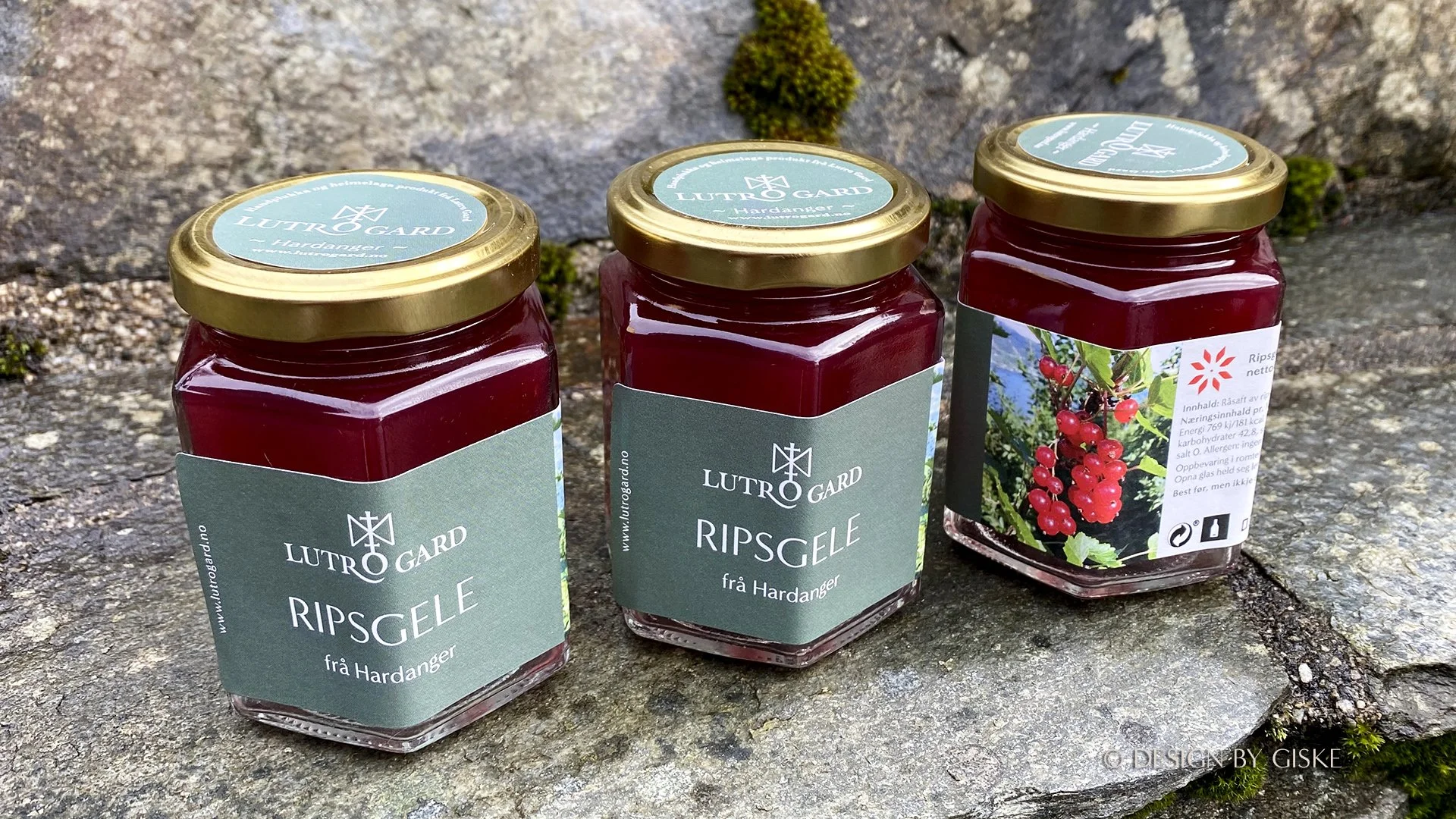 Utvikling av etikett konsept for Lutro Gard på Lofthus i Hardanger // Logo - identitet - merkevarebygging - etikettdesign - etiketter - frukt - ripsgele // © Design by Giske 2025