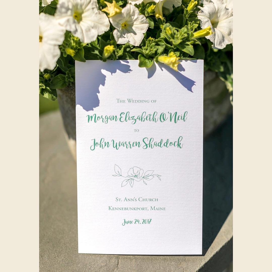 { wedding program designed for the lovely @moshaddock &amp; @johnshaddock 💕💍 }
⁣
📷: @shannoncronin ⁣
#graphicdesign #printdesign #netDE #inWilm #eventdesign #kennebunkport #johnsmainesqueeze