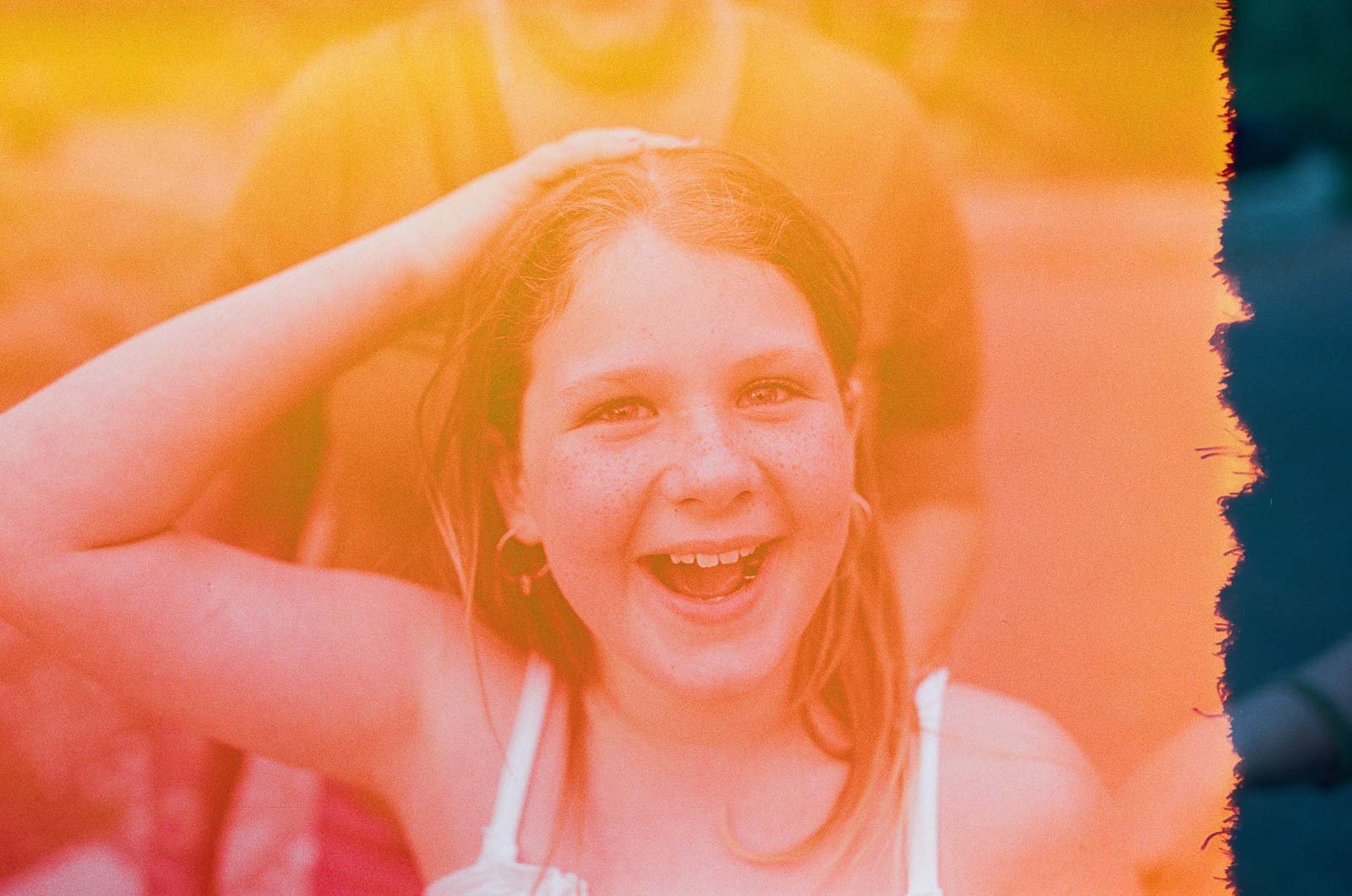 family photographers in columbus ohio girl laughing
