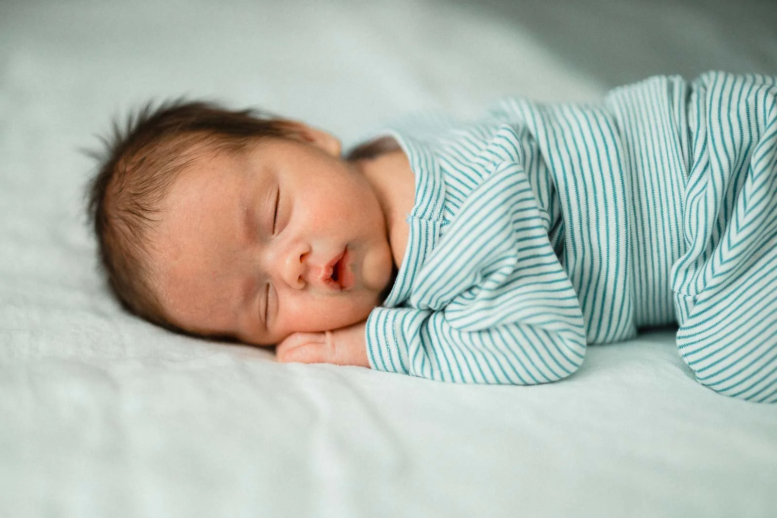 newborn session in columbus ohio