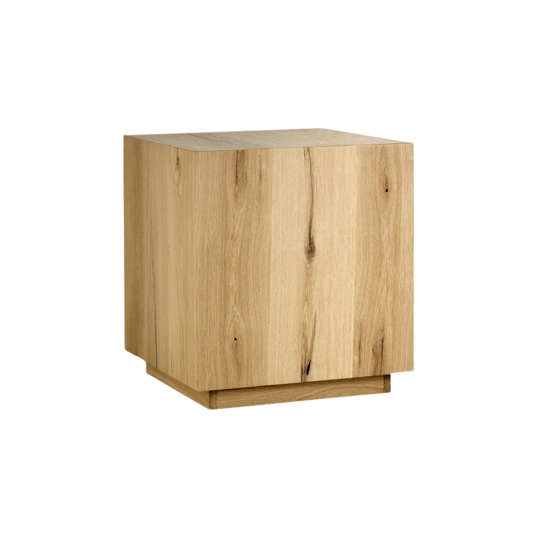 Layne 20_ Square End Table.png