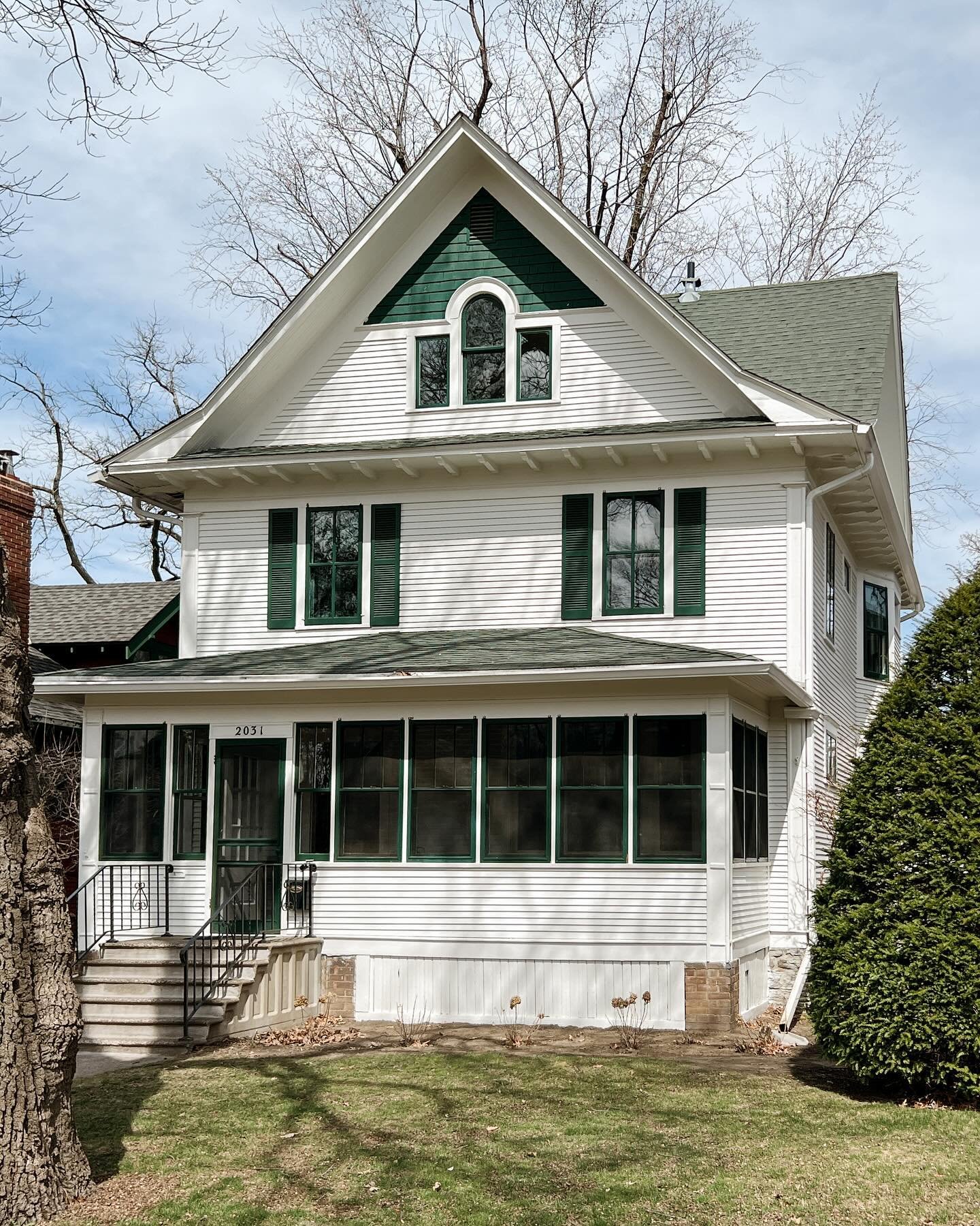 Quite the lovely renovation done on this 1901 American Foursquare. Its ready to add your own personality. Wallpaper and art is all I&rsquo;d add to this home.

Interested in finding your own home to love? Fill out my &lsquo;buy with me&rsquo; contact
