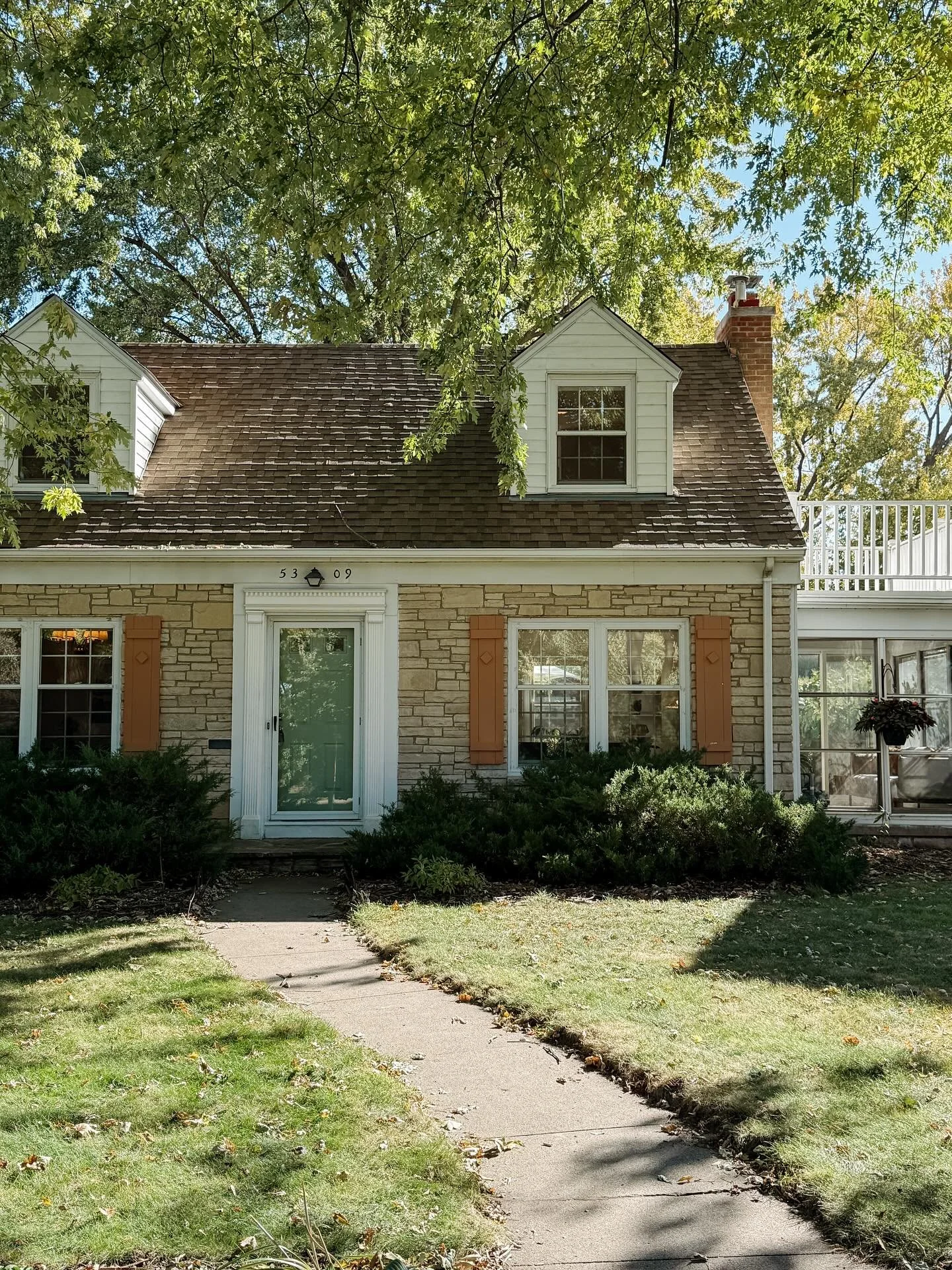 Lovely Cape Cod on Lake Nokomis. Super sunny and inviting home. I love the peach trim, sunroom, and original bathroom. 

Interested in finding your own home to love? Fill out my &lsquo;buy with me&rsquo; contact form in my profile and we&rsquo;ll get
