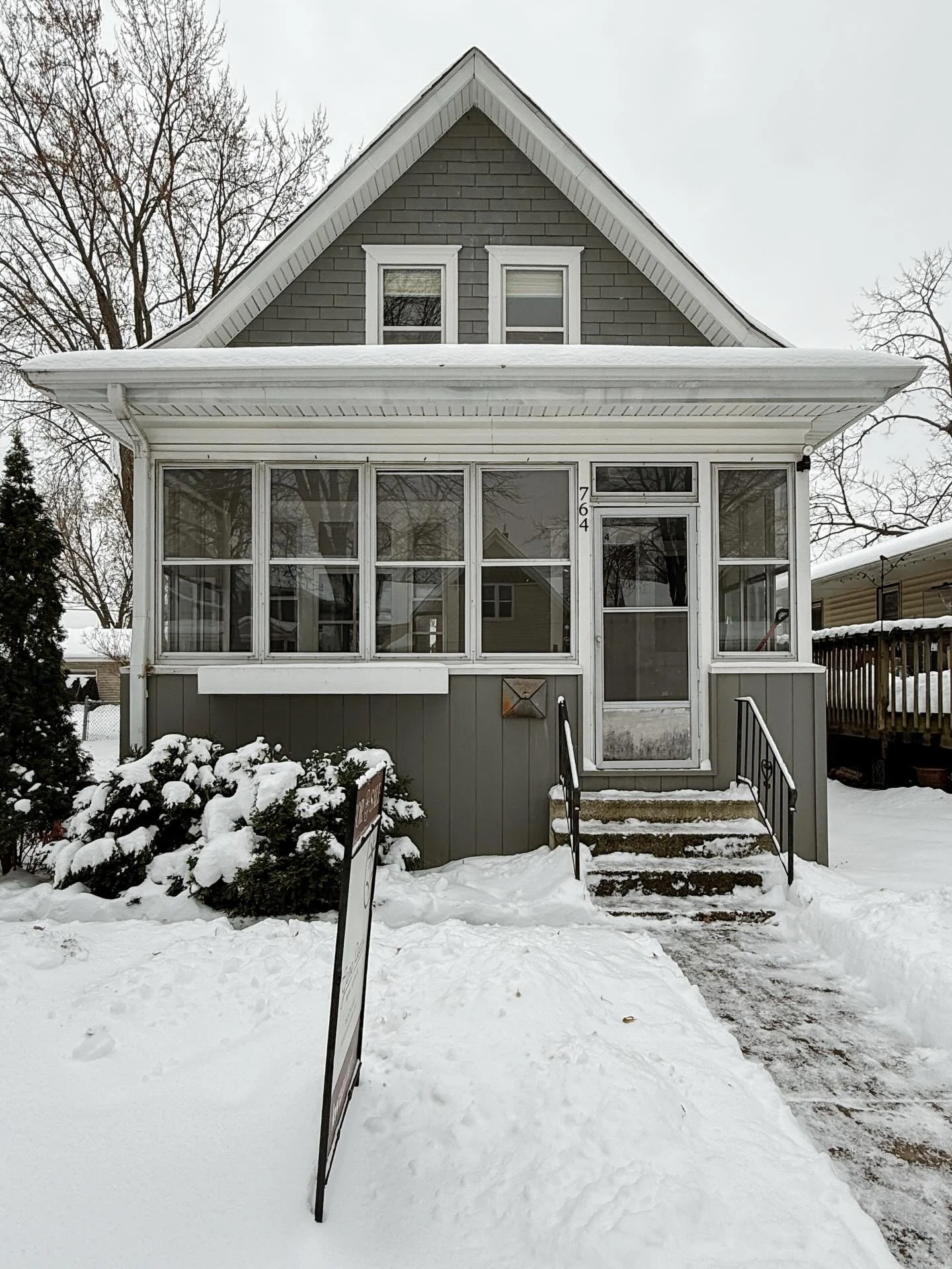 🏡 New listing 🏡

This charming, thoughtfully arranged two-story home sits in the lively West 7th neighborhood, steps from restaurants and only five minutes to downtown St. Paul. Inside, you&rsquo;ll find beautiful original woodwork, stained-glass w