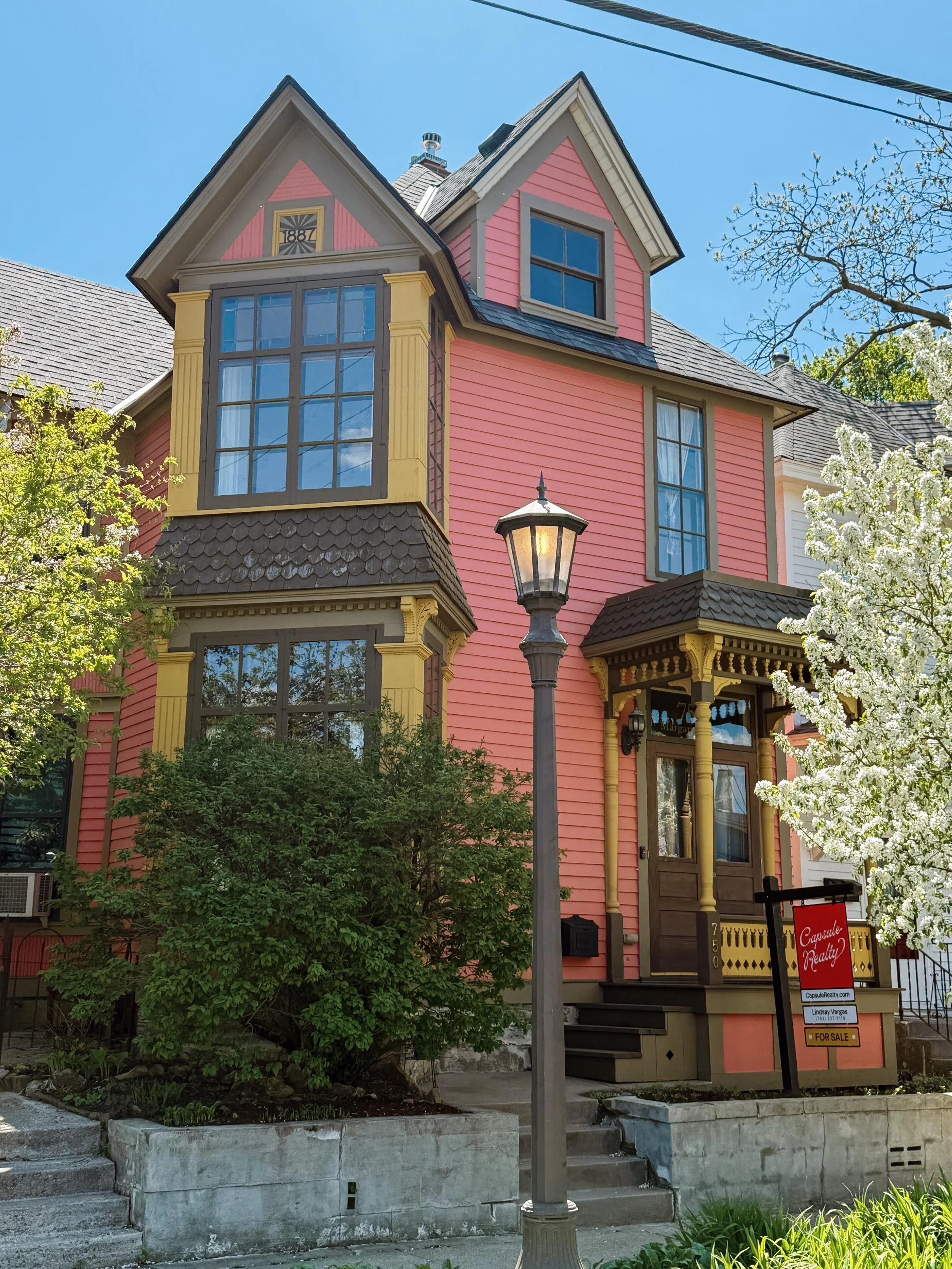 Let&rsquo;s call her Margaret, she&rsquo;s a 1887 Queen Anne Victorian in Daytons Bluff that&rsquo;s full of original charm like stained glass, newel lamp posts, stacked bay windows, fireplace, and millwork. I love the breakfast nook!

Interested in 
