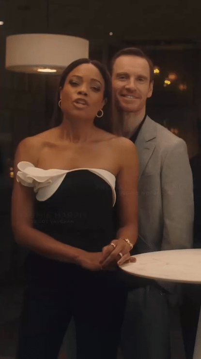 Veronica Butenko x Naomie Harris-high.gif