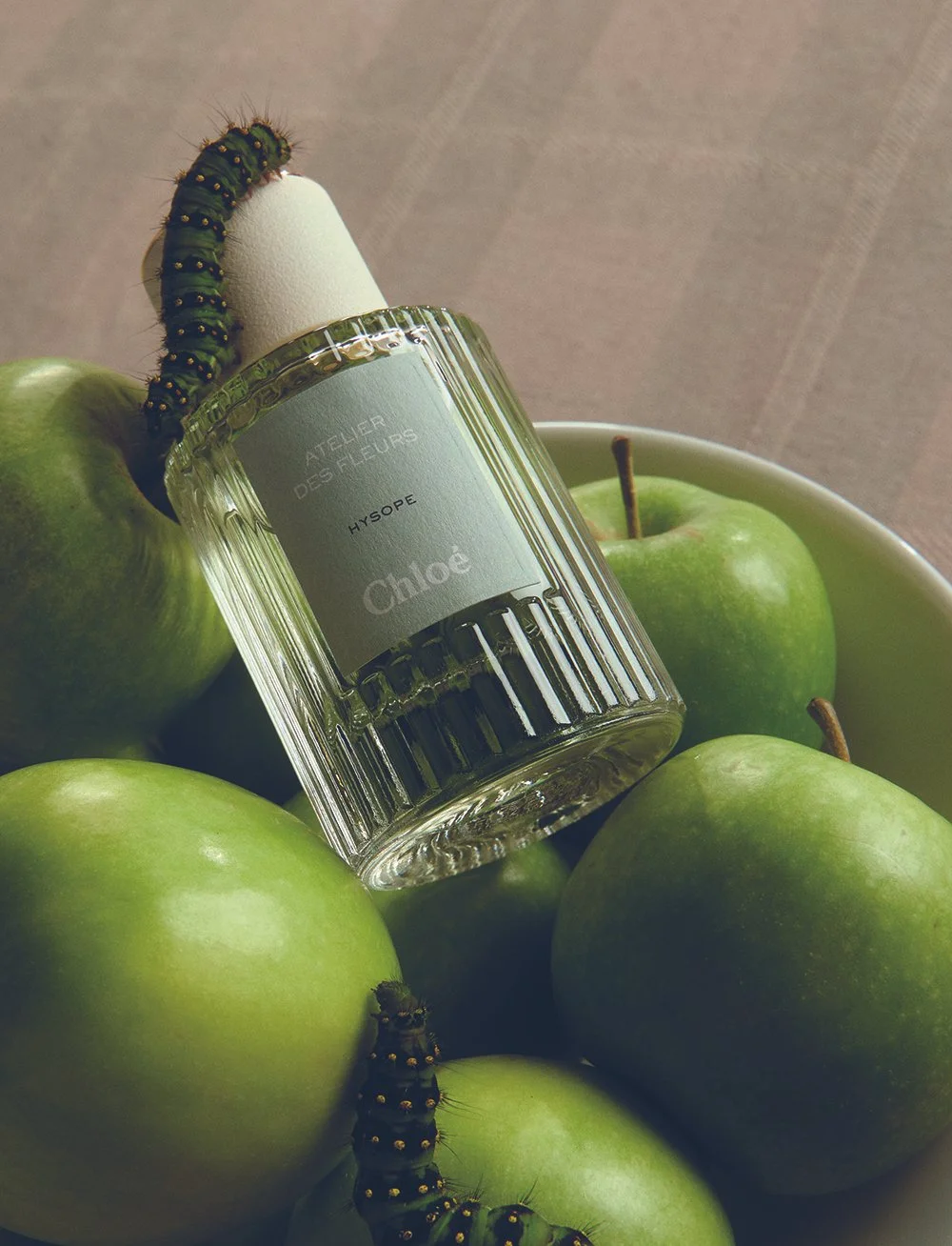 172-183_RP6_an apple-10.jpg