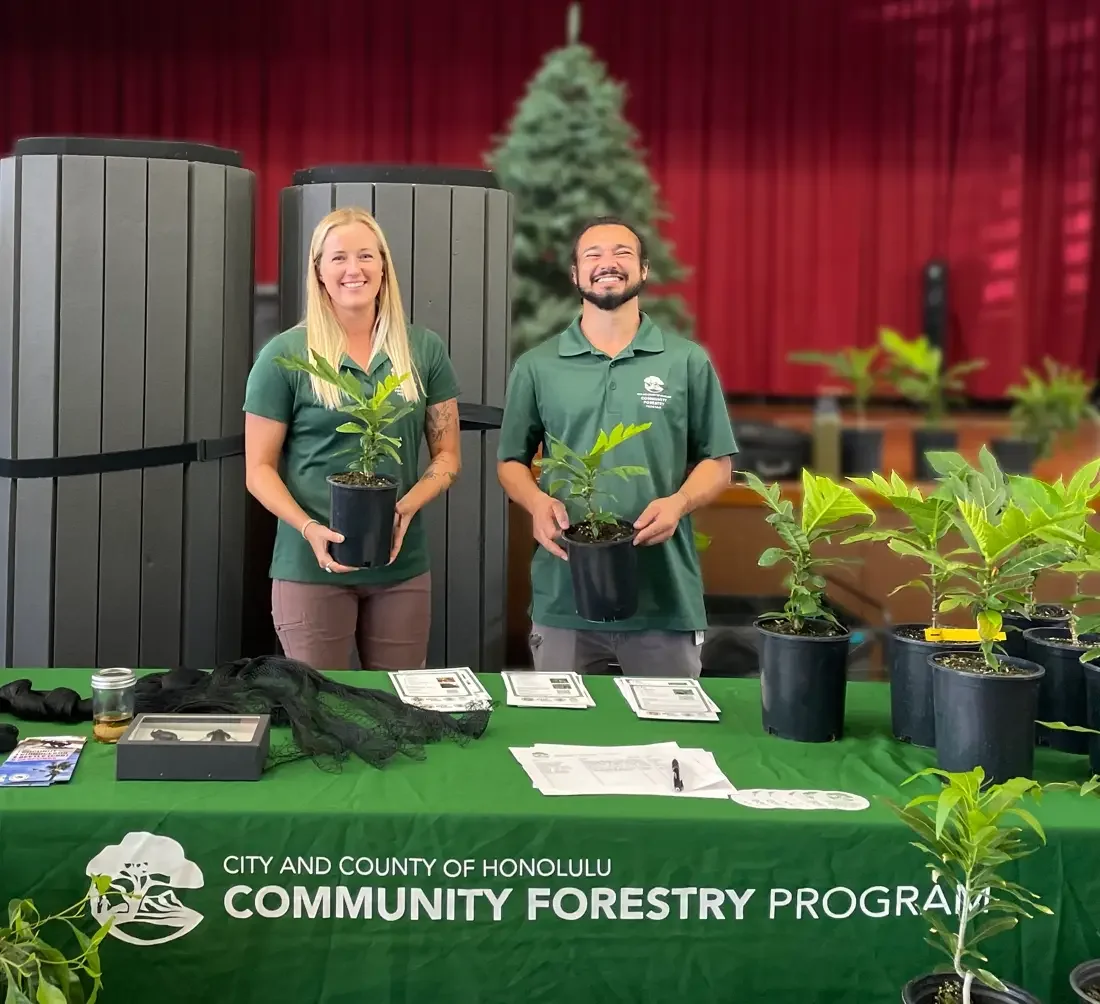 City & County of Honolulu Community Forestry Program with young trees ready to be planted at the Smart Yards 2024 Workshop hosted by Mālama Maunalua and 3Rwater