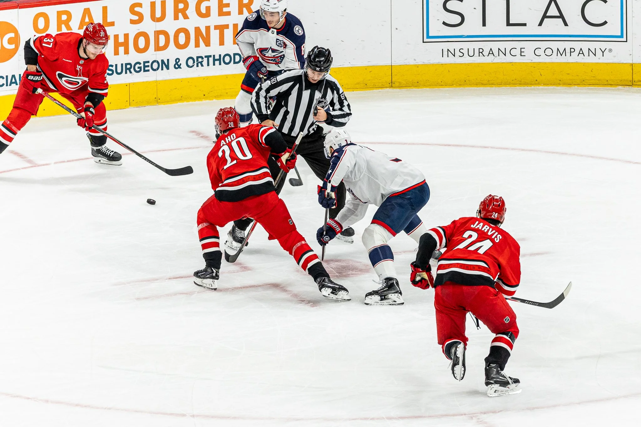 Poulos-NHL-Hurricanes_vs_BlueJackets-2025-5.jpg