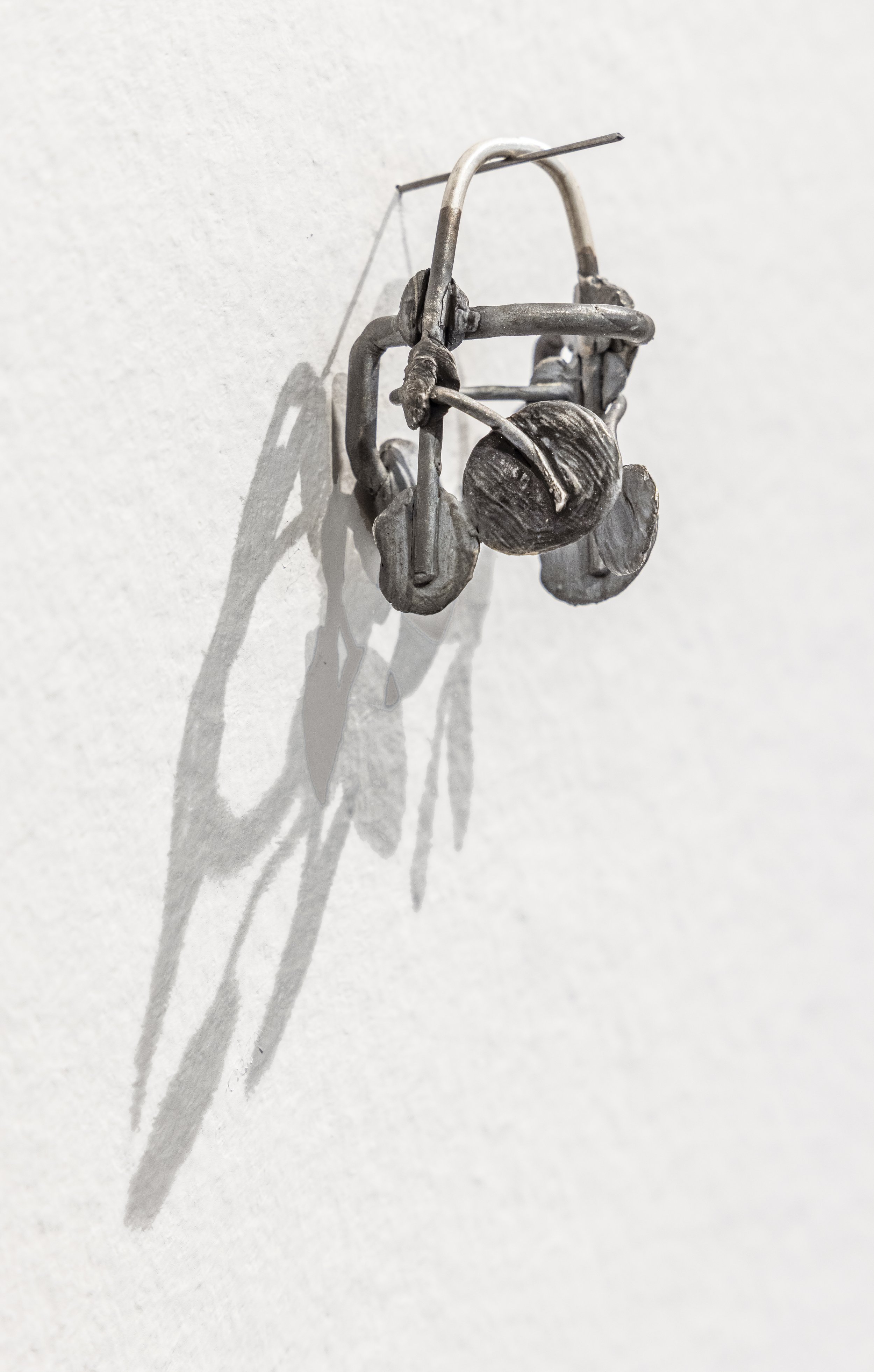 Lapper, tråde for at forbinde
/ 2025 / Ring / NUM silver 925‰ and recycled Japanese fine silver 999‰