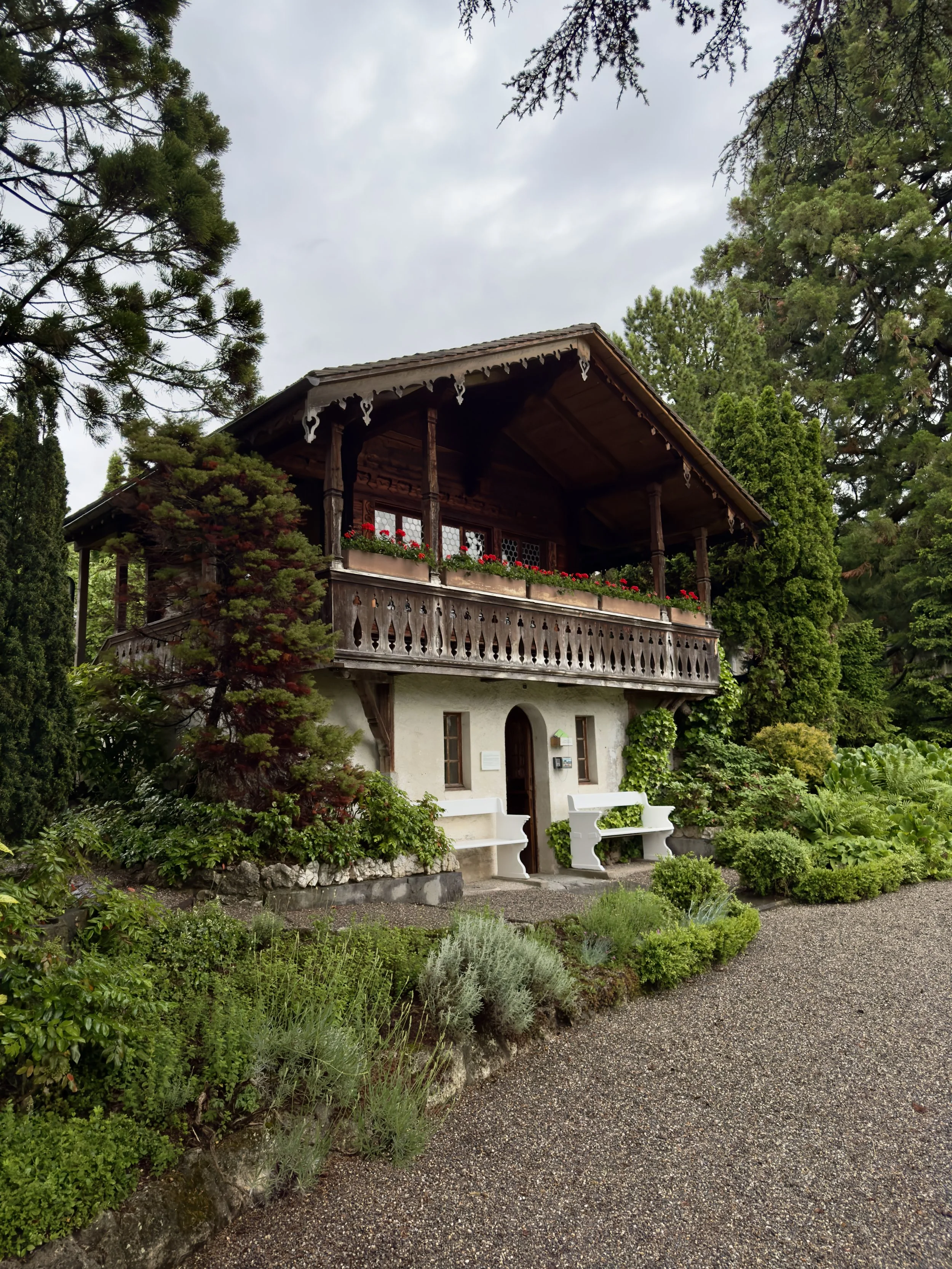 WHY EVERYTHING IN SWITZERLAND LOOKS SO SWISS.