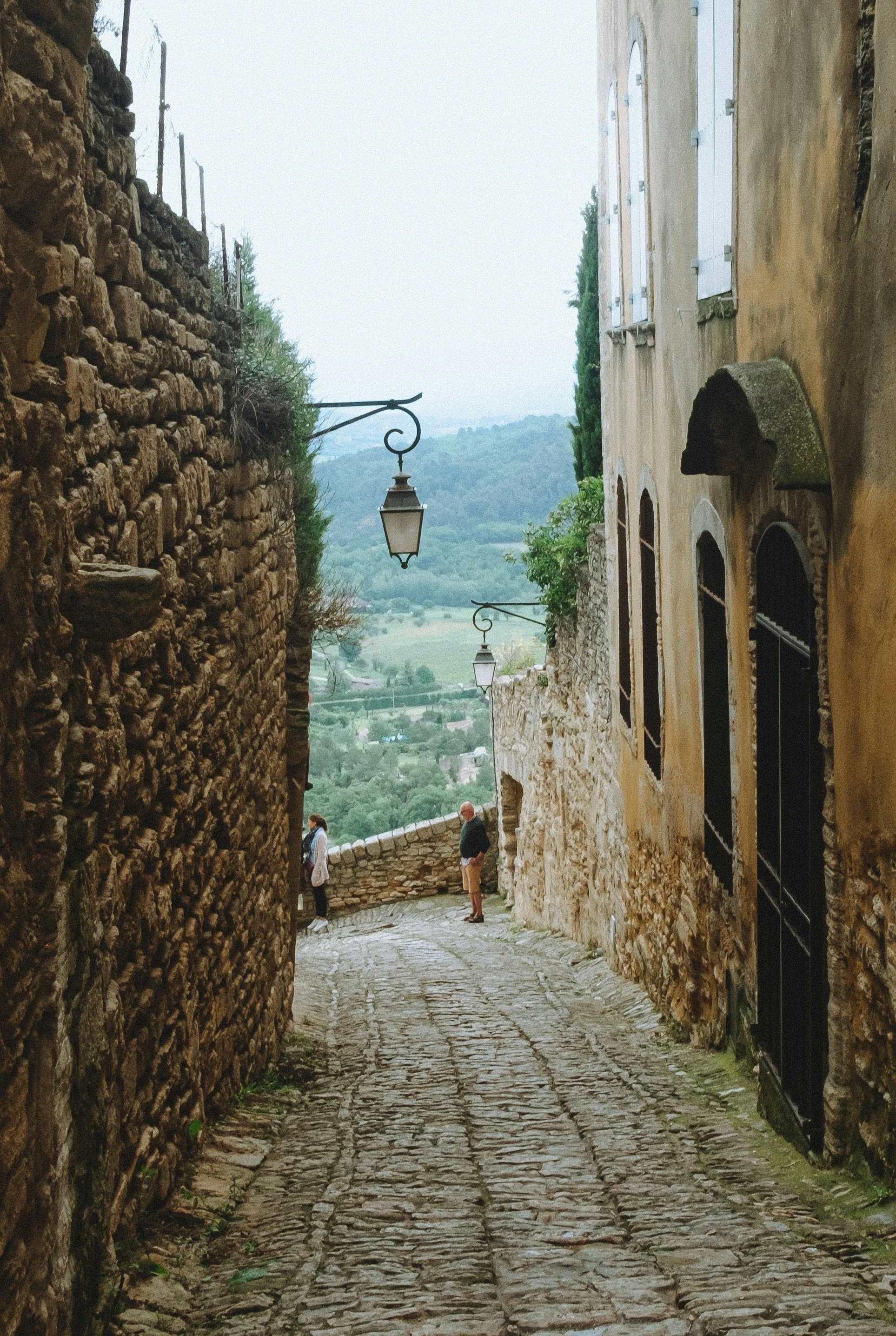 chelsea-essig-5AJWOH0KQkk-unsplash.jpg