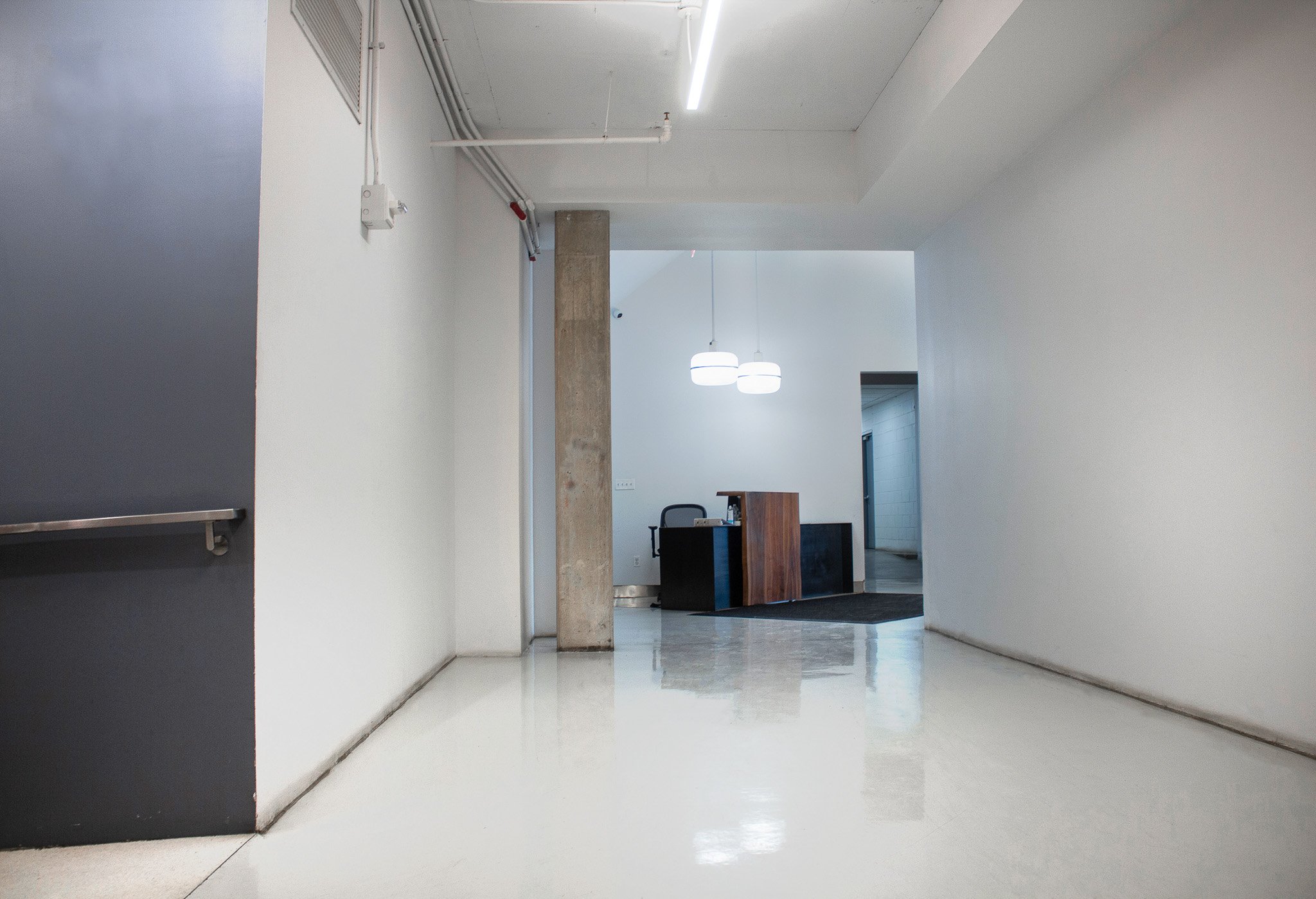 56_Kira Martin_630 Flushing_Hallway 02_BROMLEY CALDARI ARCHITECTS.jpg