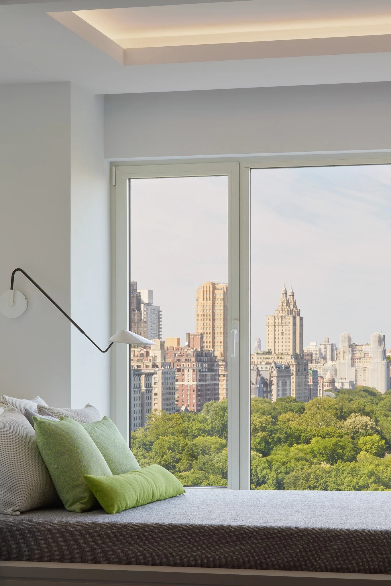 04_MIKIKO KIKUYAMA_NYC Bachelor_Daybed 02_BROMLEY CALDARI ARCHITECTS.jpg